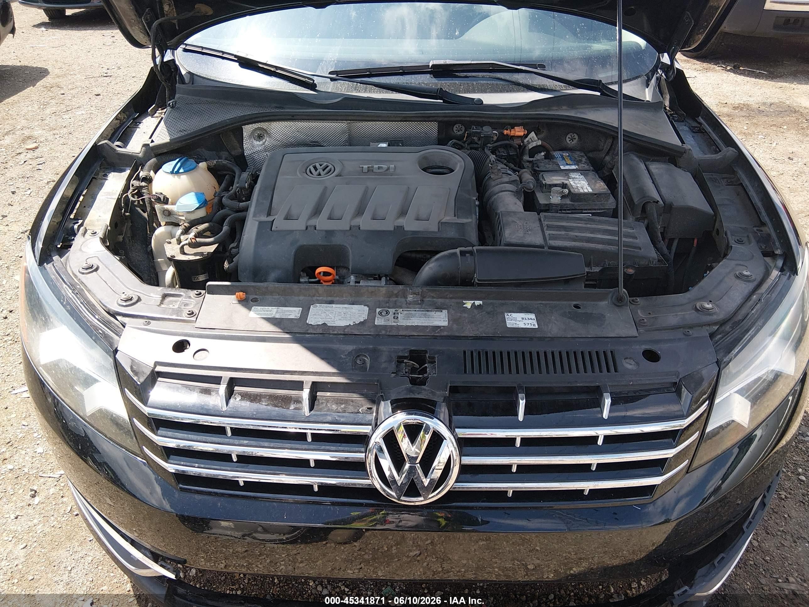 2013 Volkswagen Passat 2.0l Tdi Sel Premium Black vin: 1VWCN7A39DC061171