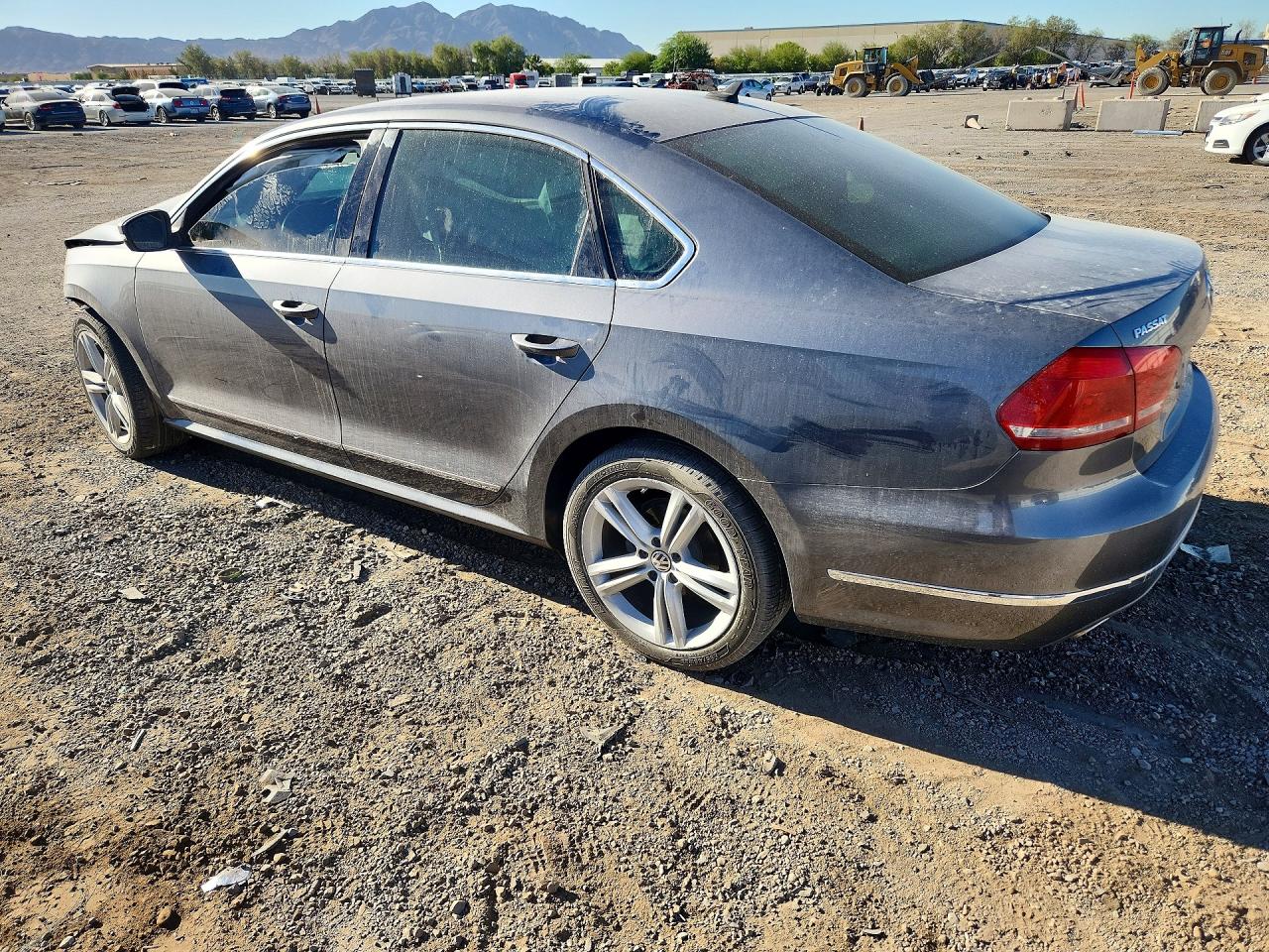 2013 Volkswagen Passat Sel Серый vin: 1VWCN7A39DC148925