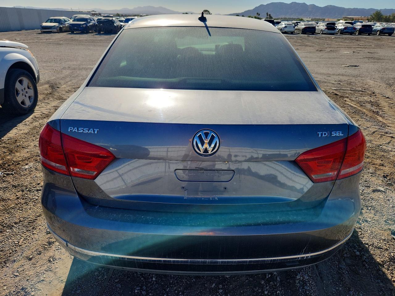2013 Volkswagen Passat Sel Серый vin: 1VWCN7A39DC148925