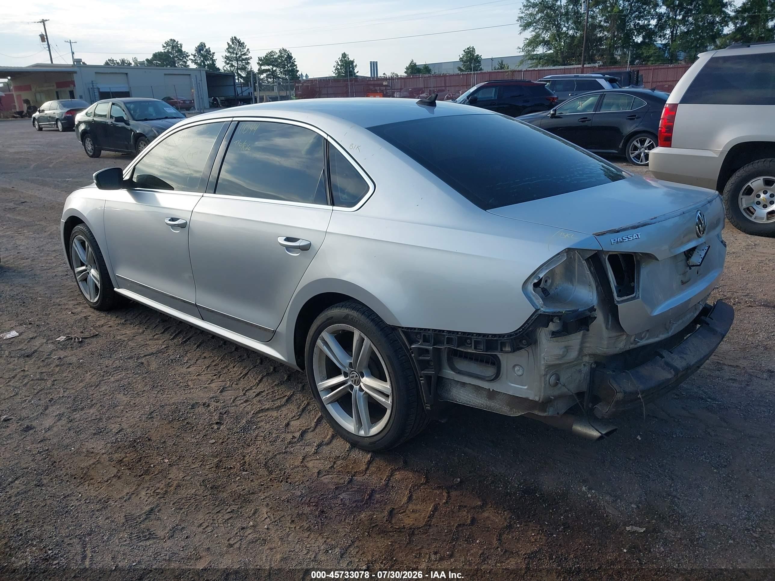 2014 Volkswagen Passat 2.0l Tdi Sel Premium Silver vin: 1VWCN7A39EC058241