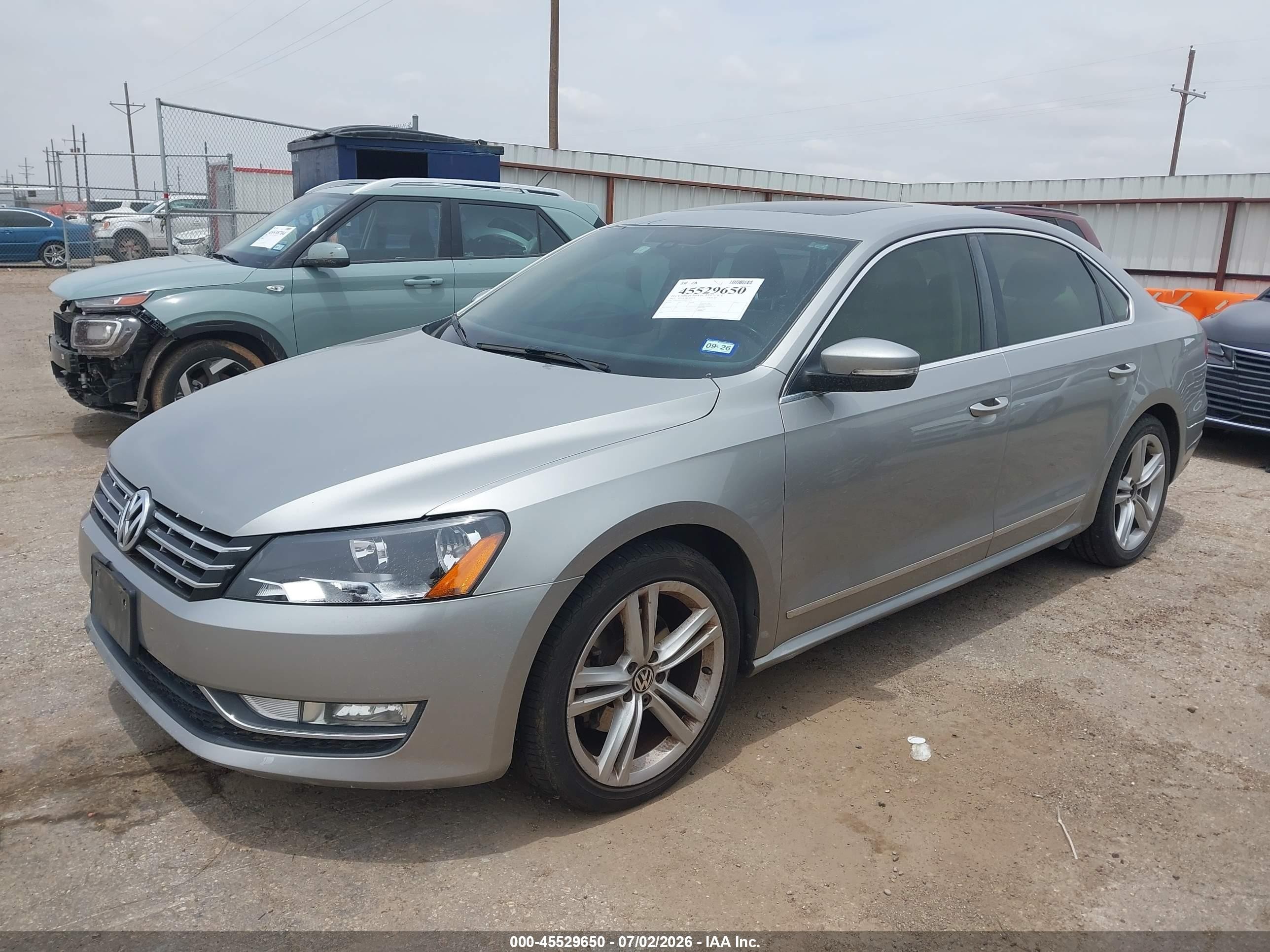 2013 Volkswagen Passat 2.0l Tdi Sel Premium Silver vin: 1VWCN7A3XDC037218