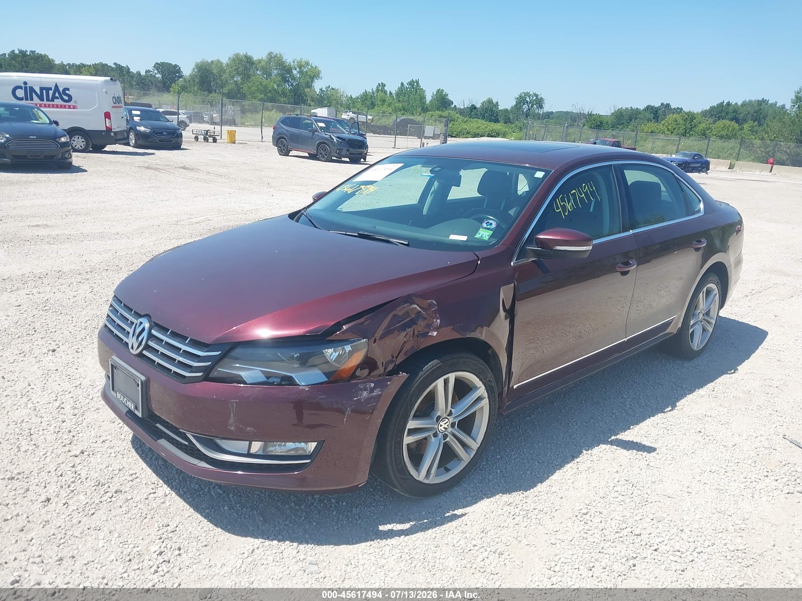 2014 Volkswagen Passat 2.0l Tdi Sel Premium Maroon vin: 1VWCN7A3XEC028679