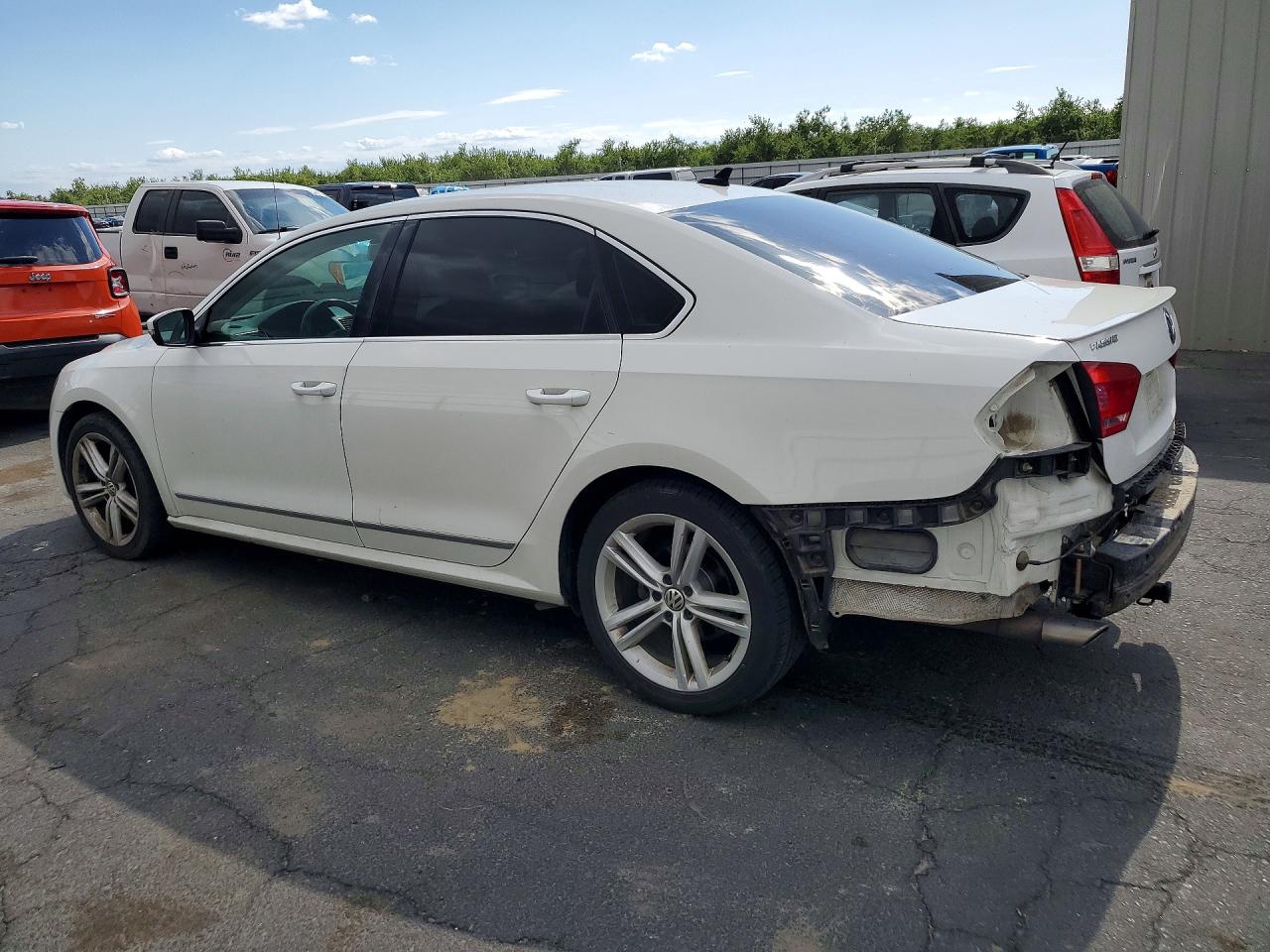 2014 Volkswagen Passat Sel Белый vin: 1VWCN7A3XEC030626