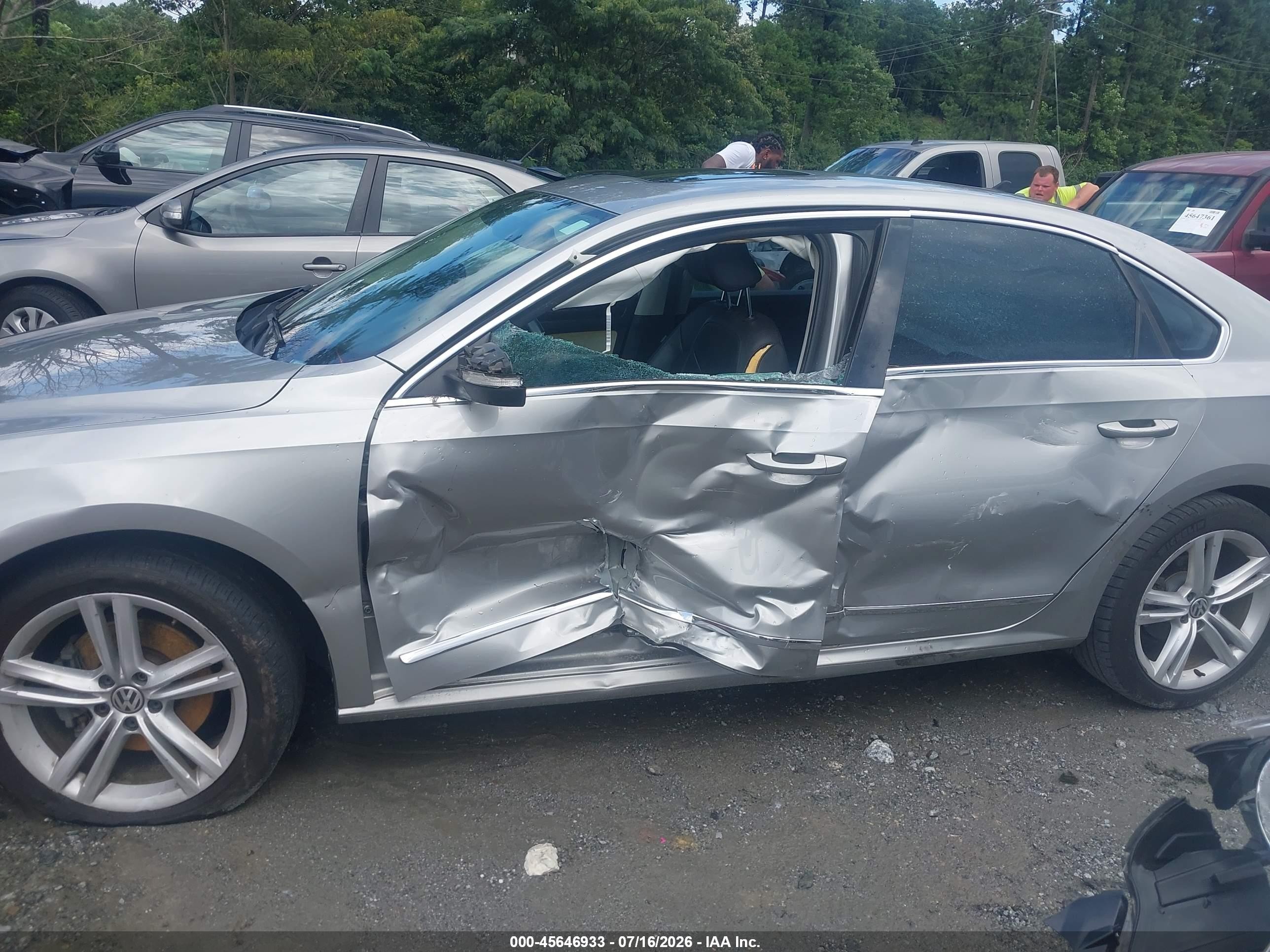 2014 Volkswagen Passat 2.0l Tdi Sel Premium Silver vin: 1VWCN7A3XEC036183