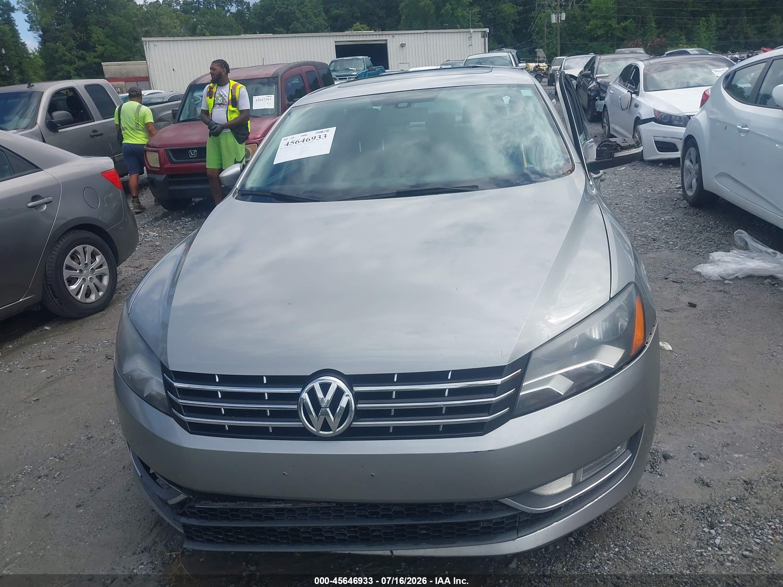 2014 Volkswagen Passat 2.0l Tdi Sel Premium Silver vin: 1VWCN7A3XEC036183