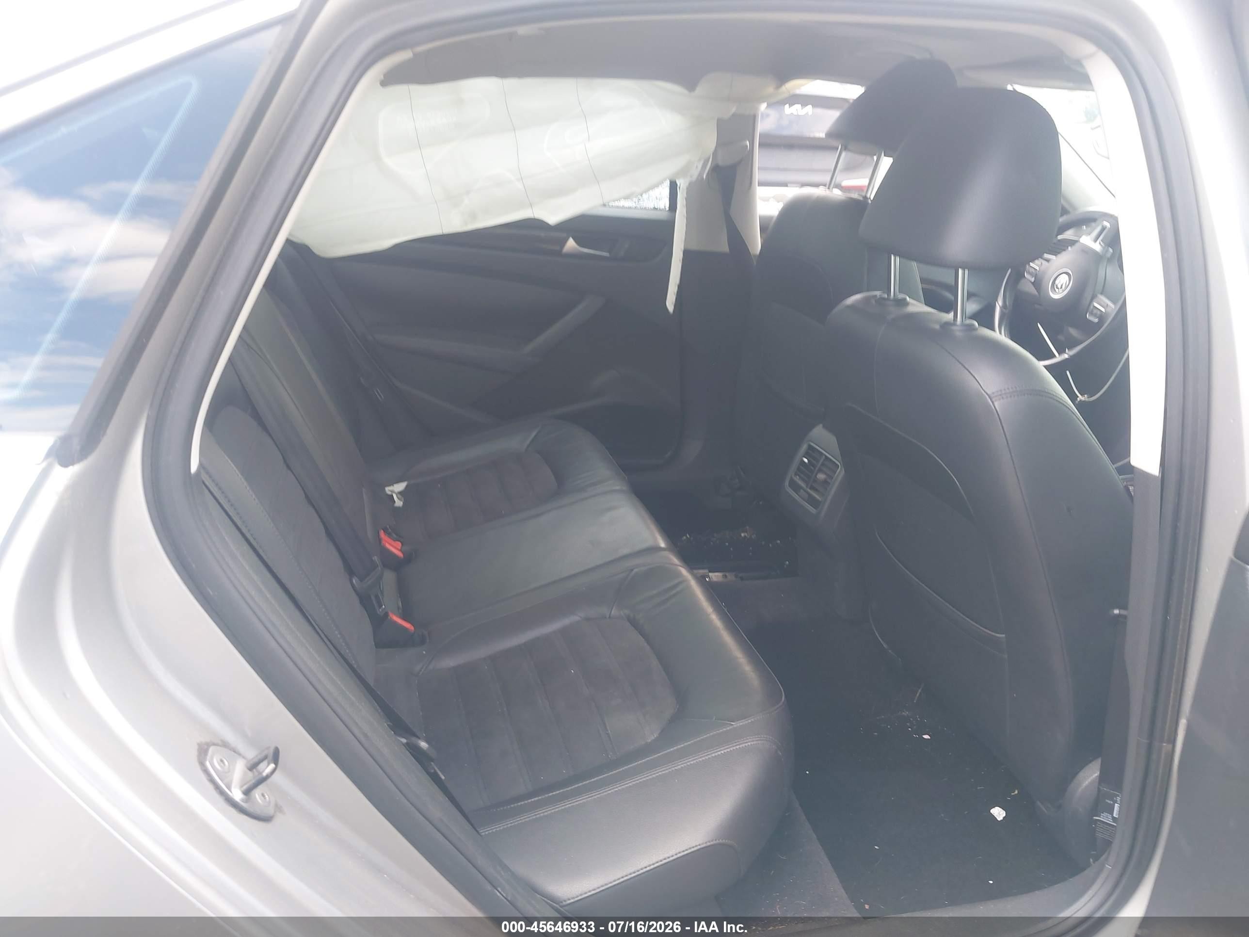 2014 Volkswagen Passat 2.0l Tdi Sel Premium Silver vin: 1VWCN7A3XEC036183