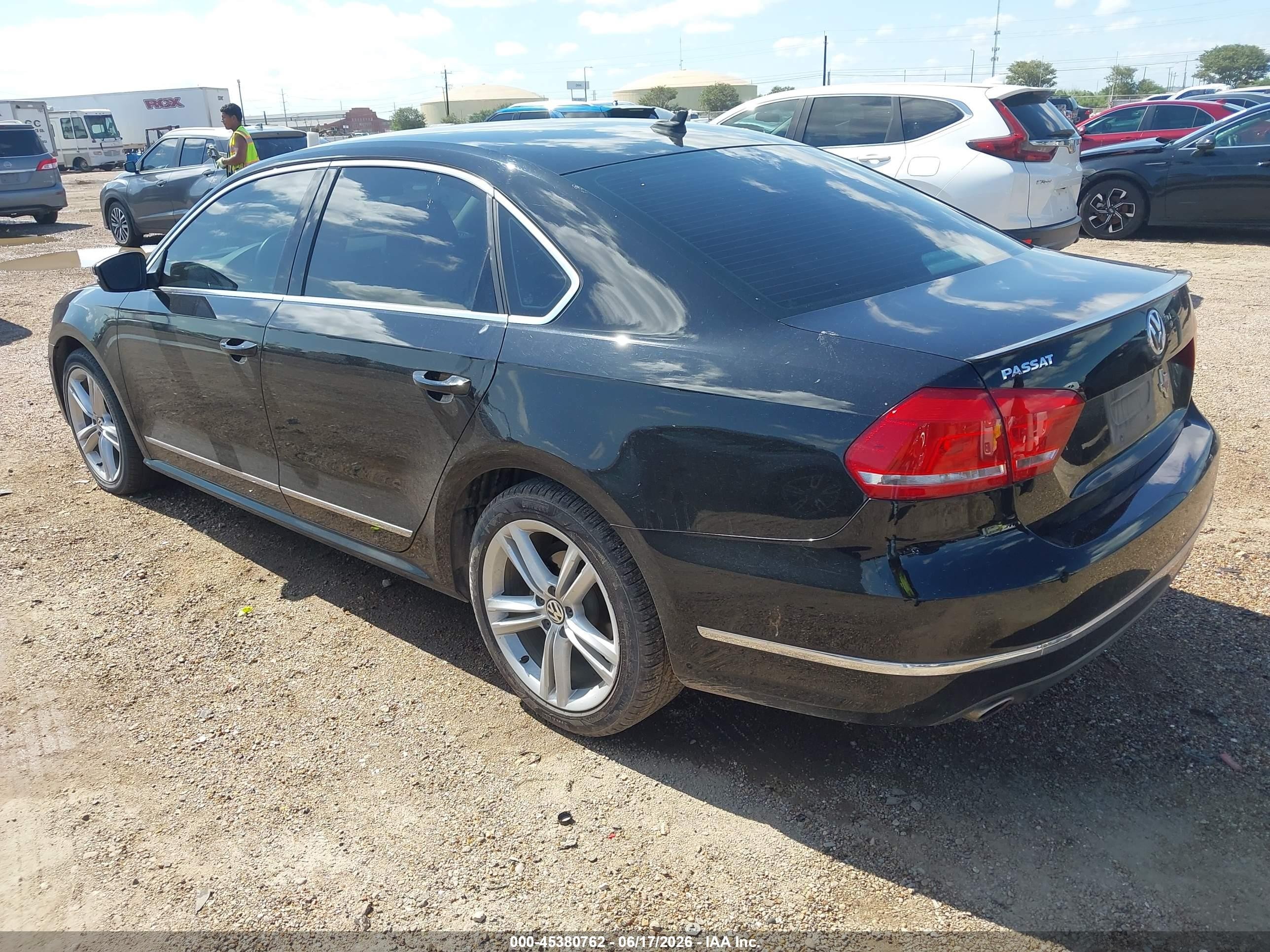 2014 Volkswagen Passat 2.0l Tdi Sel Premium Black vin: 1VWCN7A3XEC037544