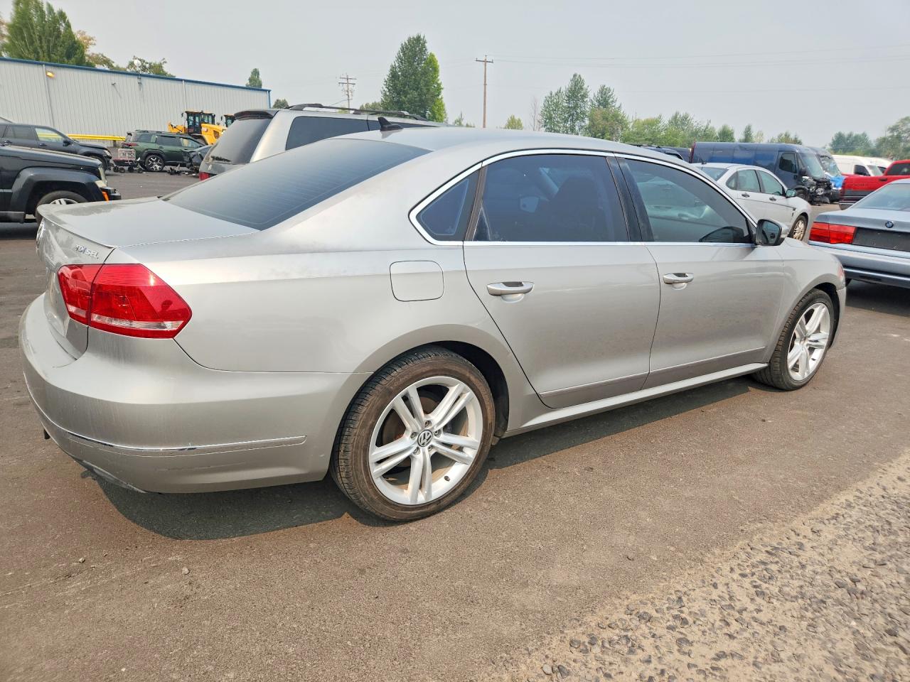 2014 Volkswagen Passat Sel Silver vin: 1VWCN7A3XEC046695