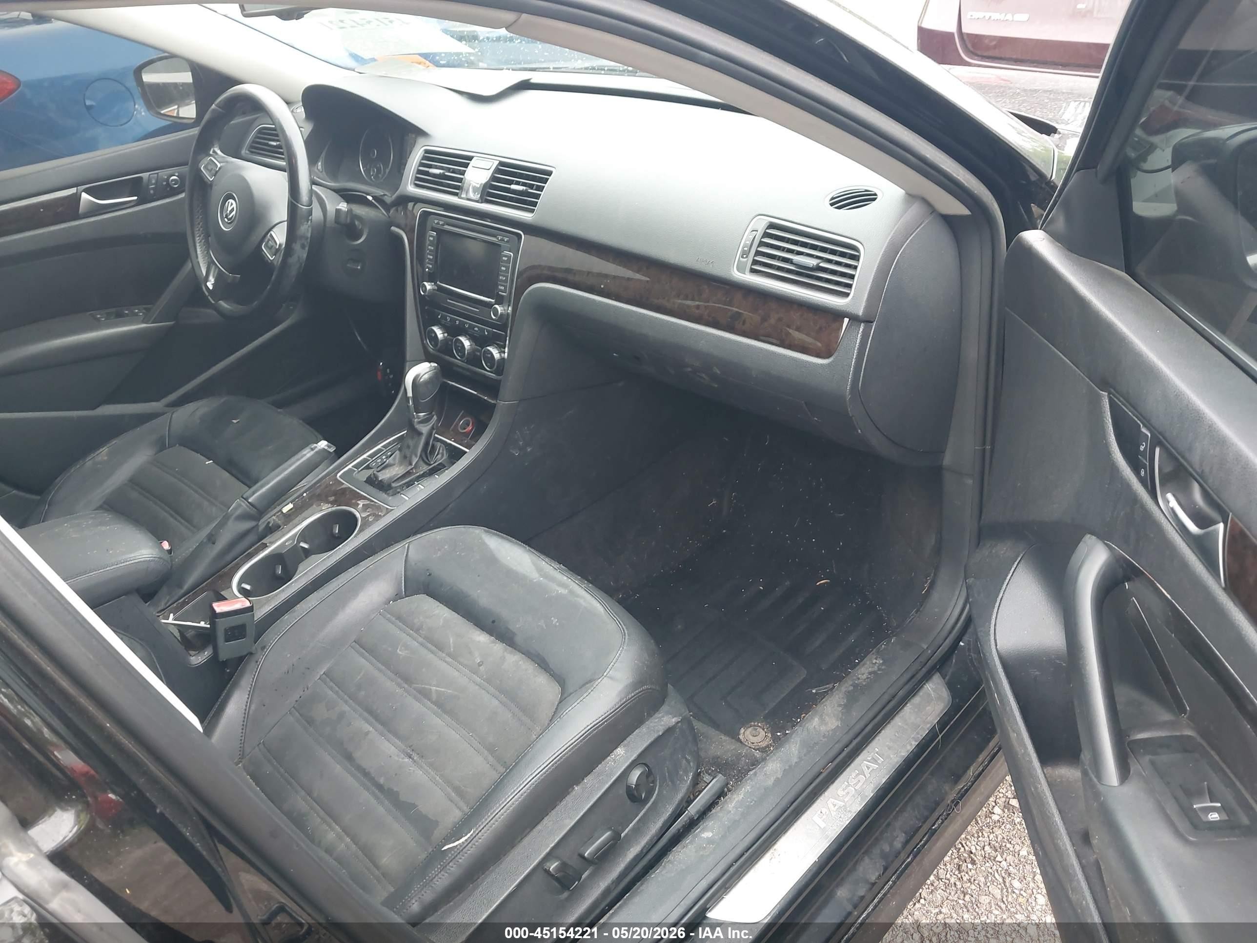 2014 Volkswagen Passat 2.0l Tdi Sel Premium Black vin: 1VWCN7A3XEC092625