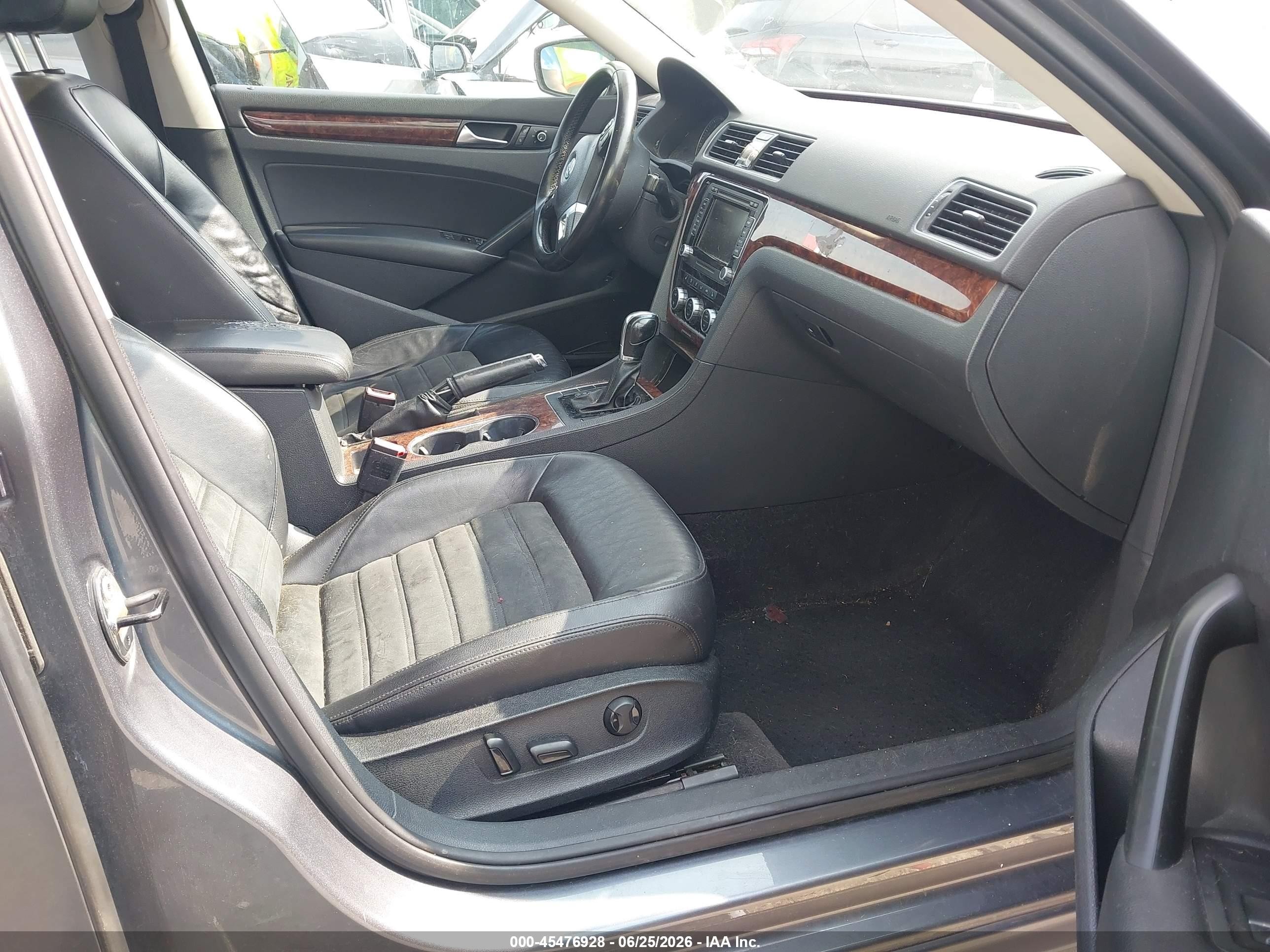 2013 Volkswagen Passat 2.5l Sel Premium Gray vin: 1VWCP7A32DC027678