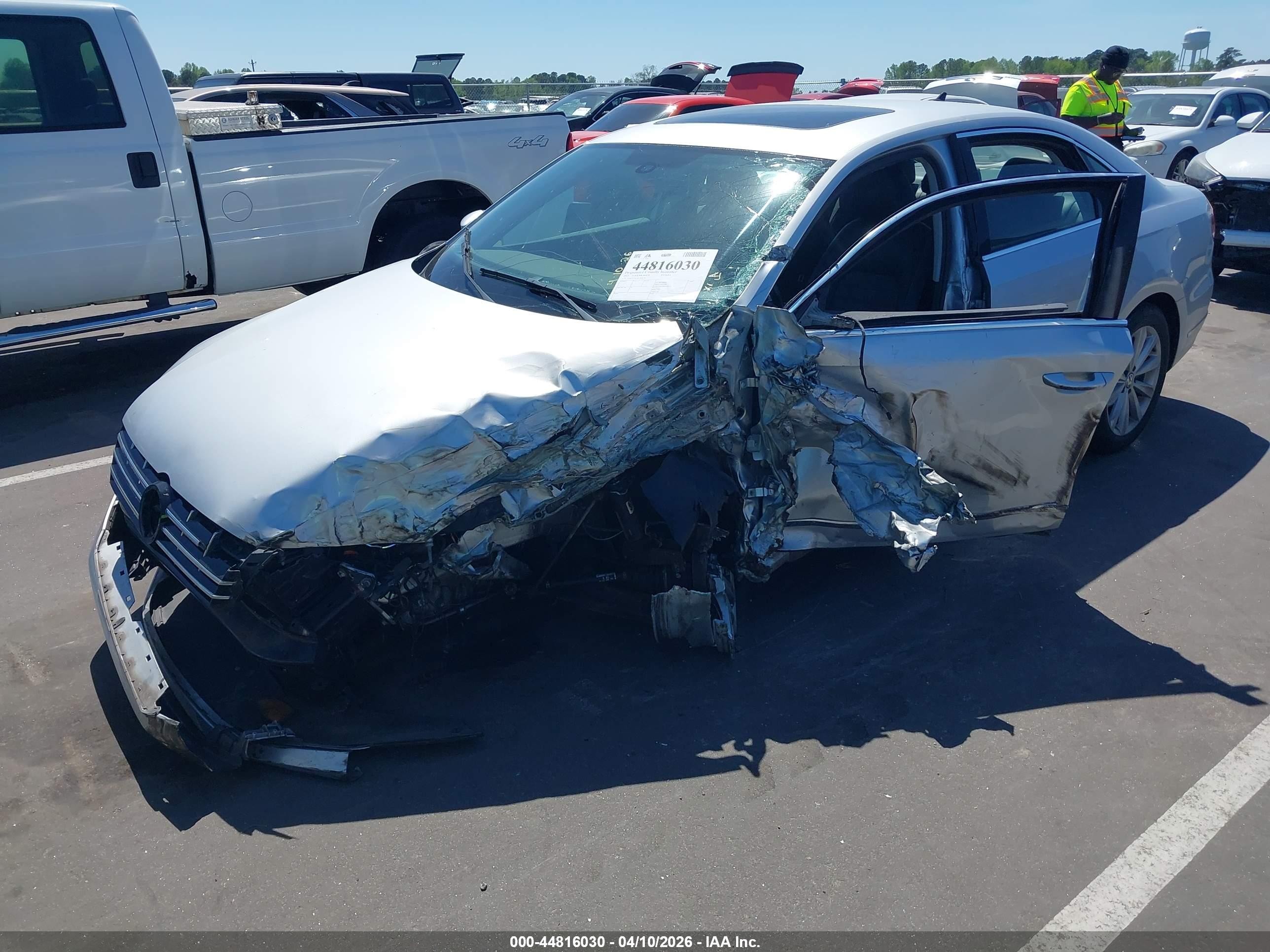 2013 Volkswagen Passat 2.5l Sel Серебряный vin: 1VWCP7A33DC018374