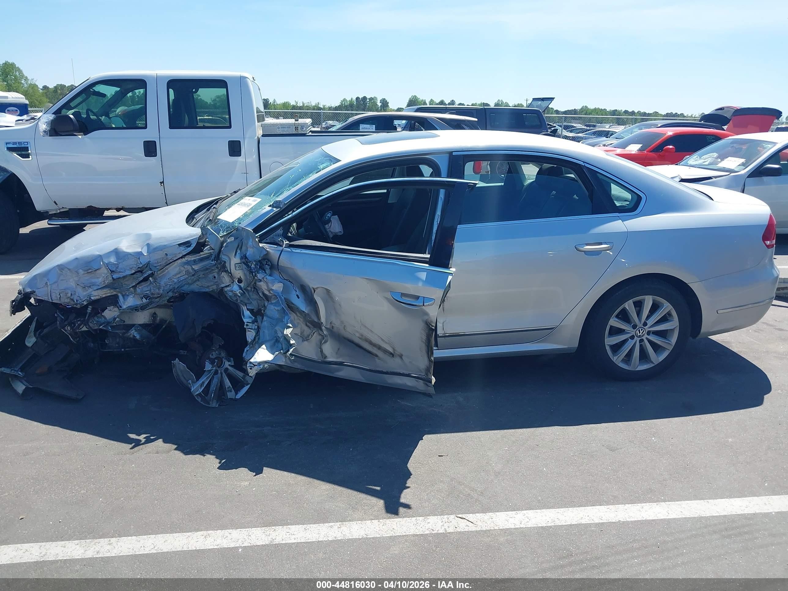 2013 Volkswagen Passat 2.5l Sel Серебряный vin: 1VWCP7A33DC018374