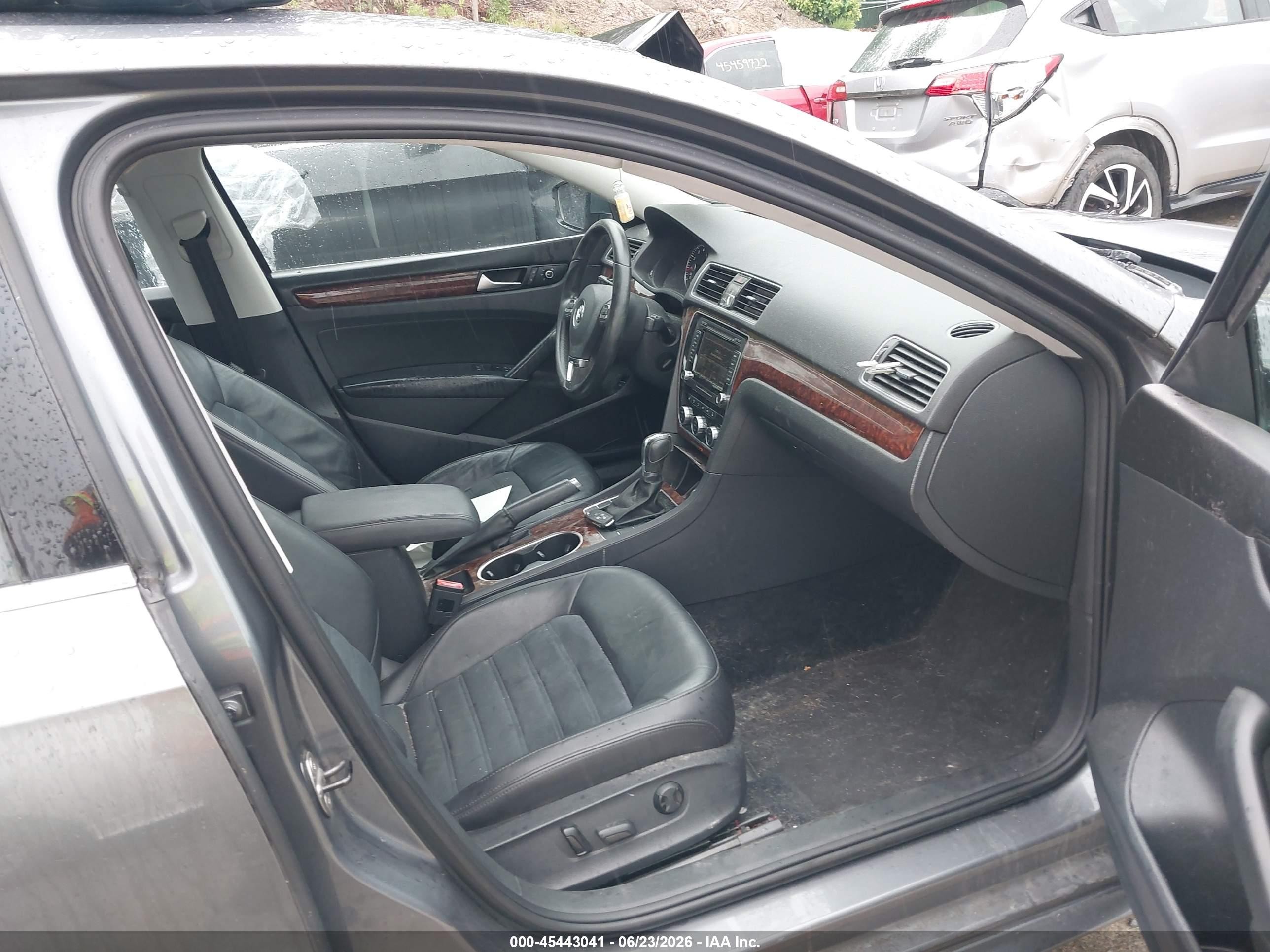 2013 Volkswagen Passat 2.5l Sel Premium Gray vin: 1VWCP7A33DC146338