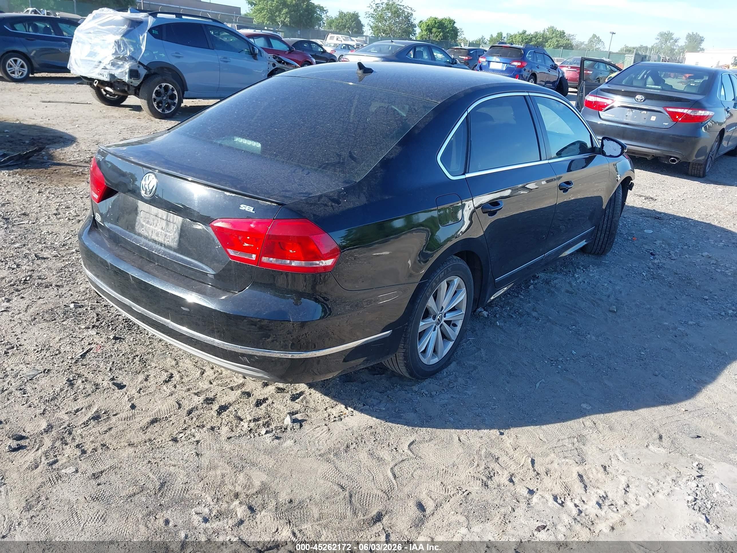 2012 Volkswagen Passat 2.5l Sel Premium Black vin: 1VWCP7A34CC005745