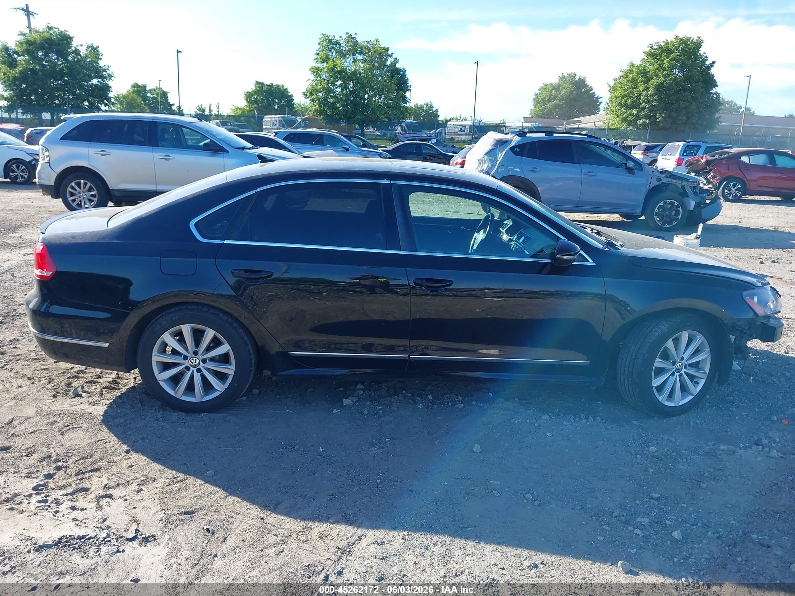 2012 Volkswagen Passat 2.5l Sel Premium Black vin: 1VWCP7A34CC005745