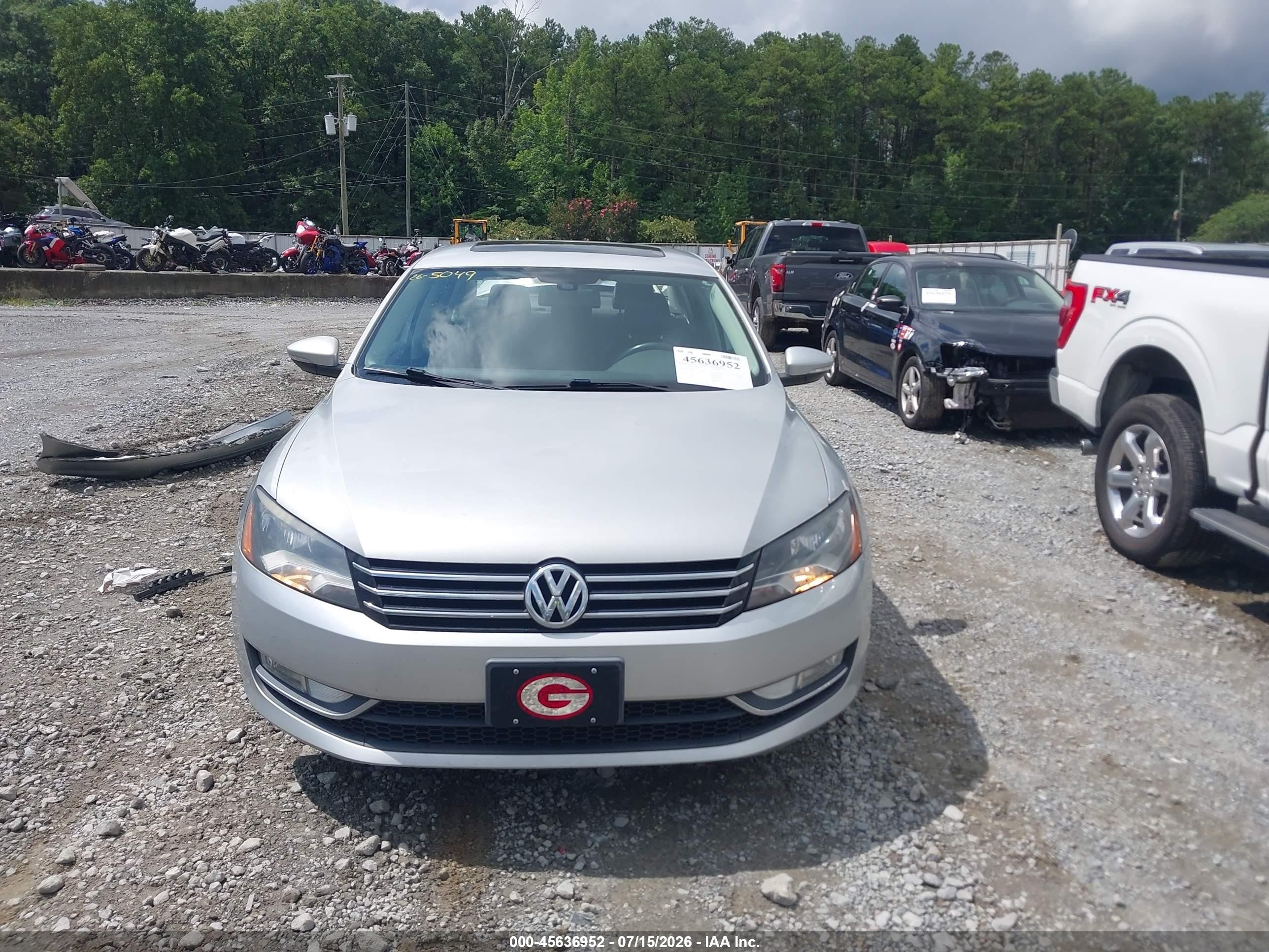 2013 Volkswagen Passat 2.5l Sel Premium Silver vin: 1VWCP7A34DC002331