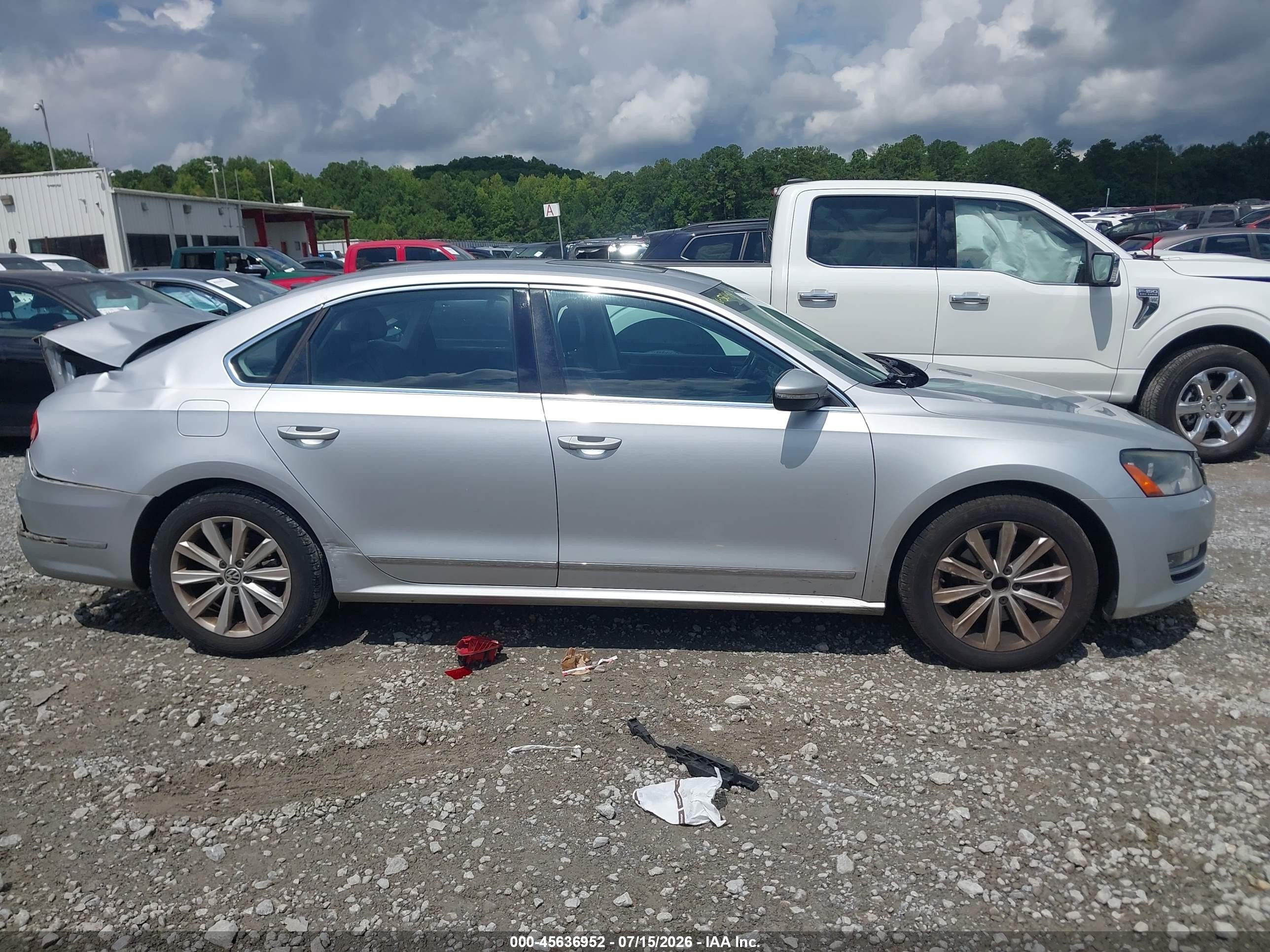 2013 Volkswagen Passat 2.5l Sel Premium Silver vin: 1VWCP7A34DC002331