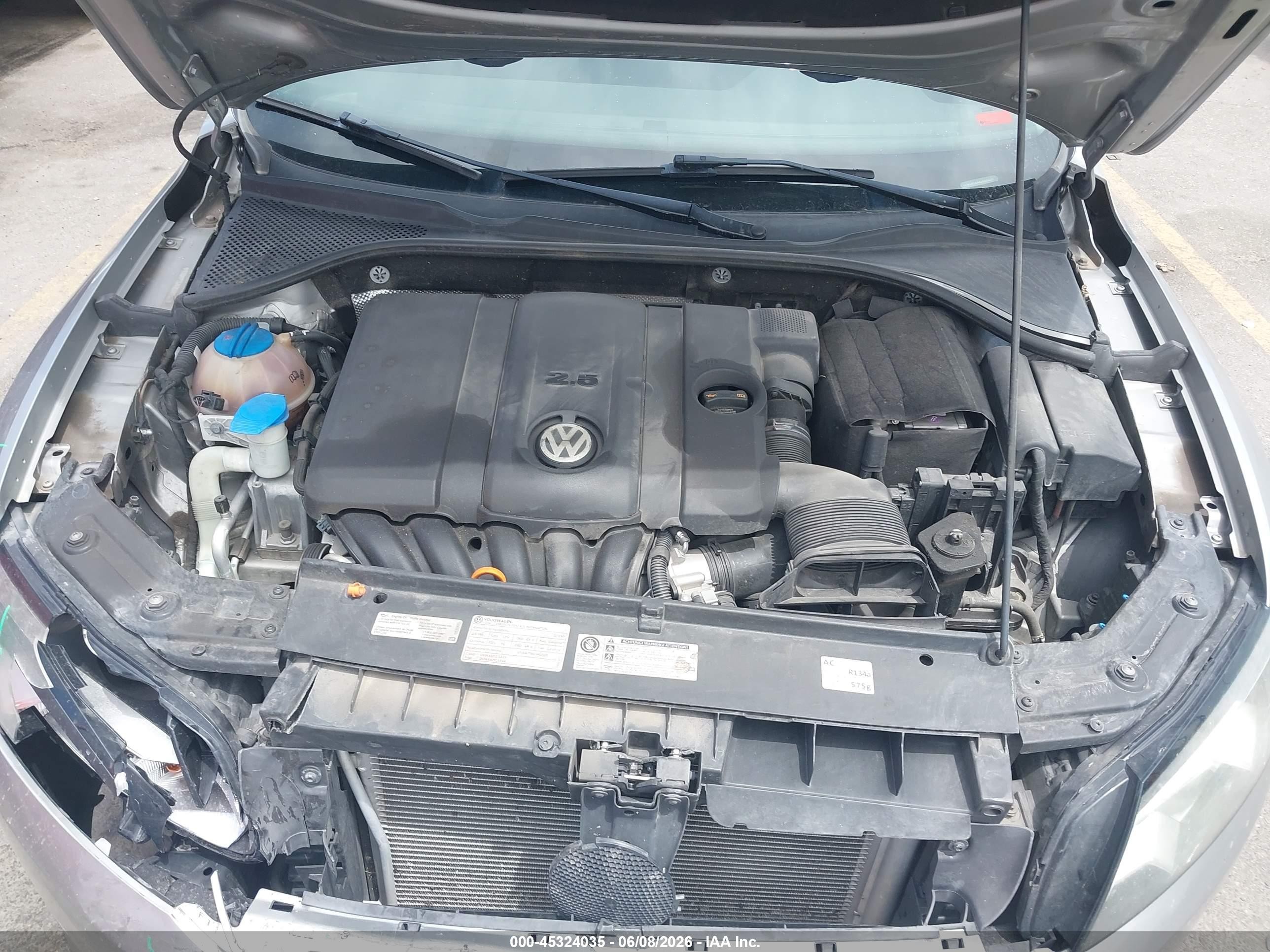2013 Volkswagen Passat 2.5l Sel Серебряный vin: 1VWCP7A34DC023230
