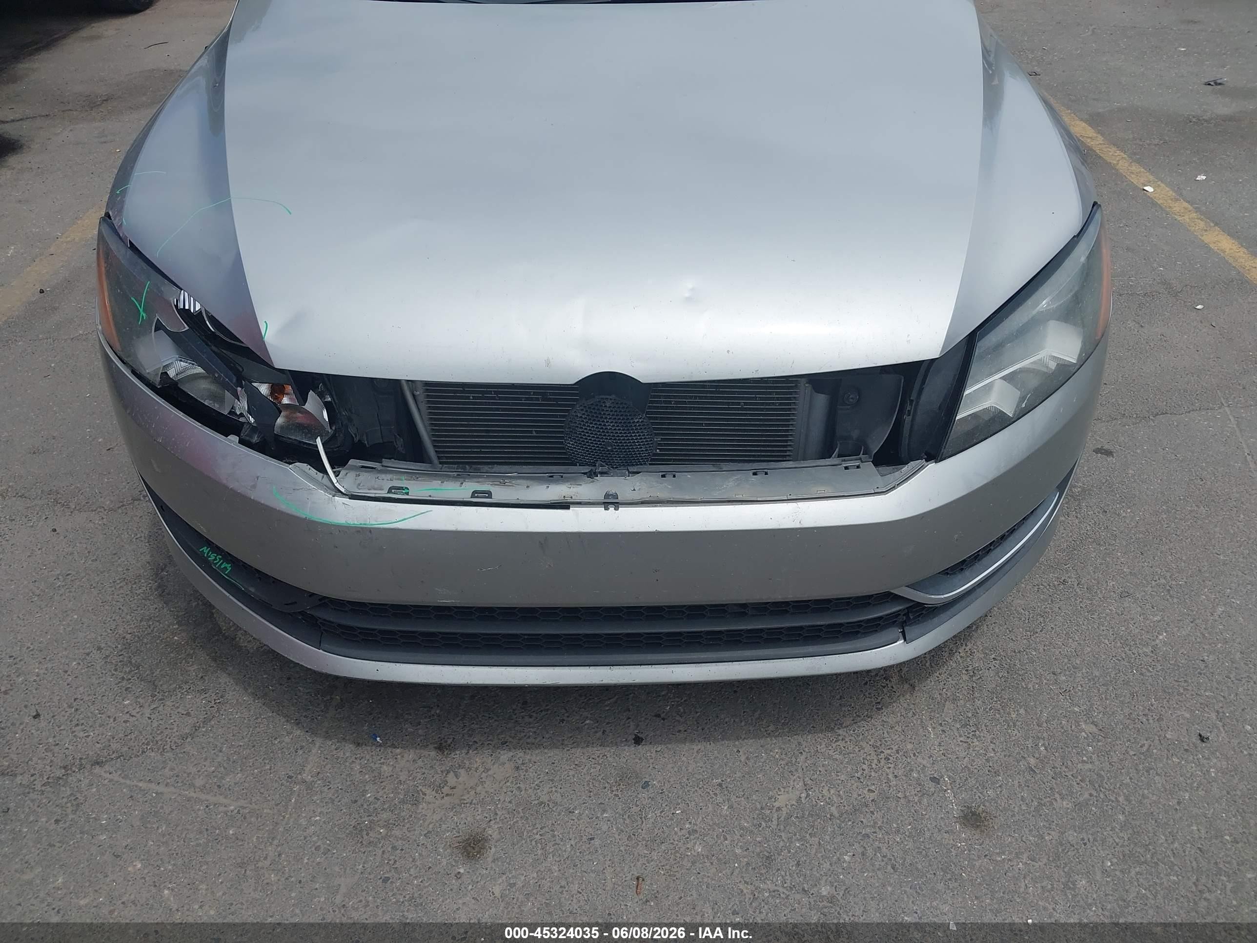 2013 Volkswagen Passat 2.5l Sel Серебряный vin: 1VWCP7A34DC023230