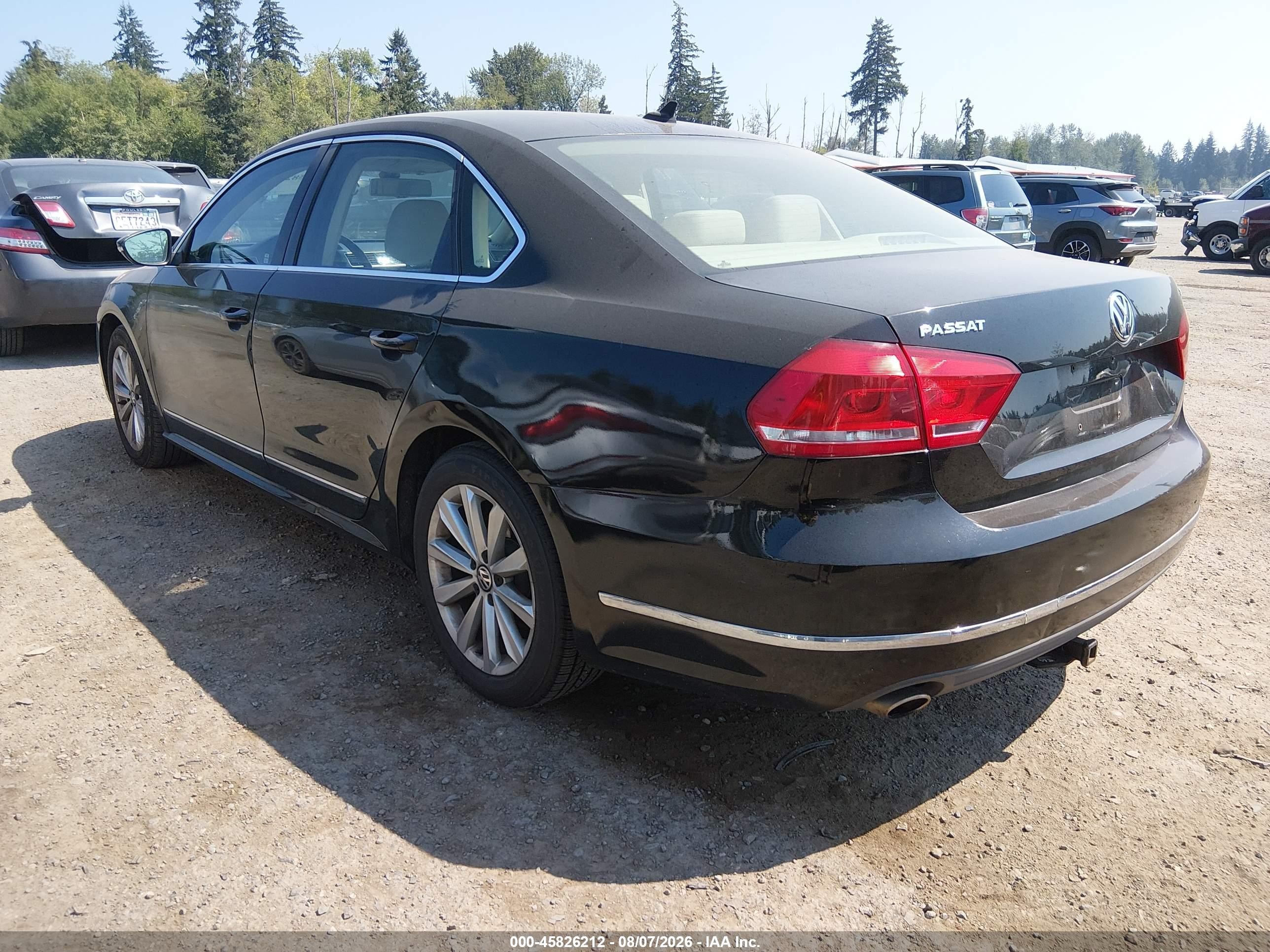 2012 Volkswagen Passat 2.5l Sel Black vin: 1VWCP7A35CC033568