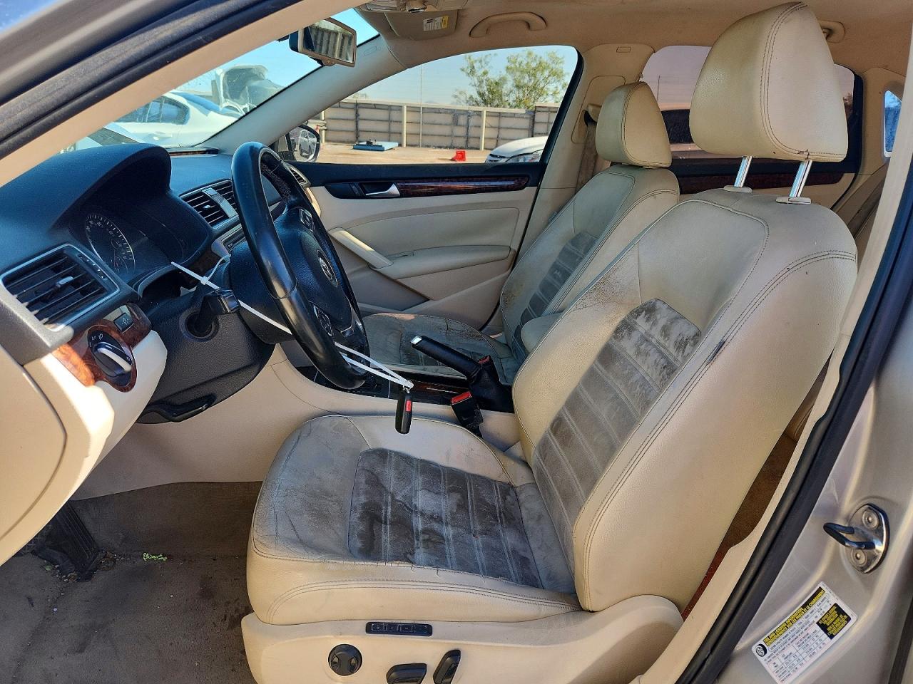 2012 Volkswagen Passat Sel Gray vin: 1VWCP7A35CC101500