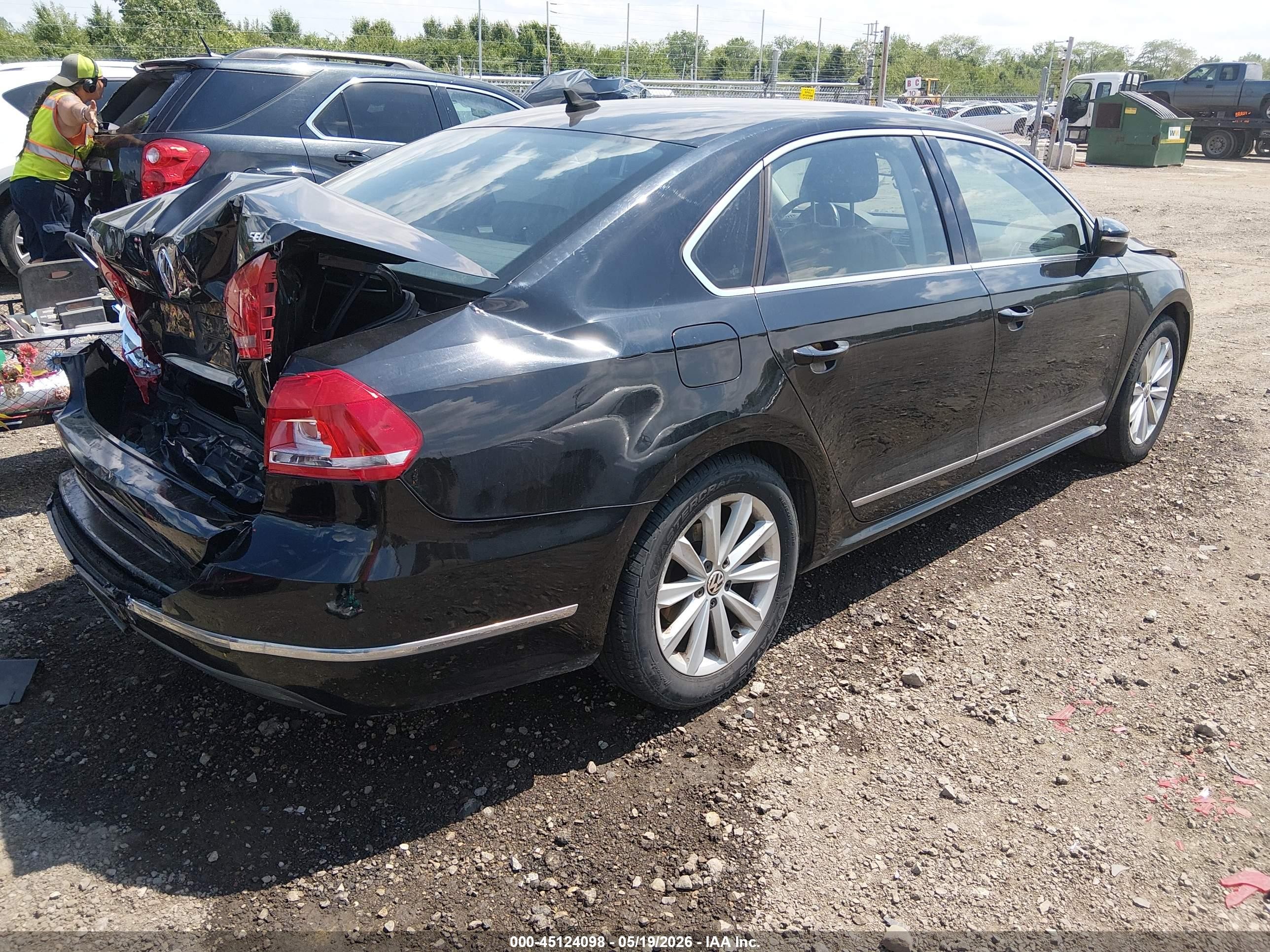 2012 Volkswagen Passat 2.5l Sel Premium Black vin: 1VWCP7A36CC040156