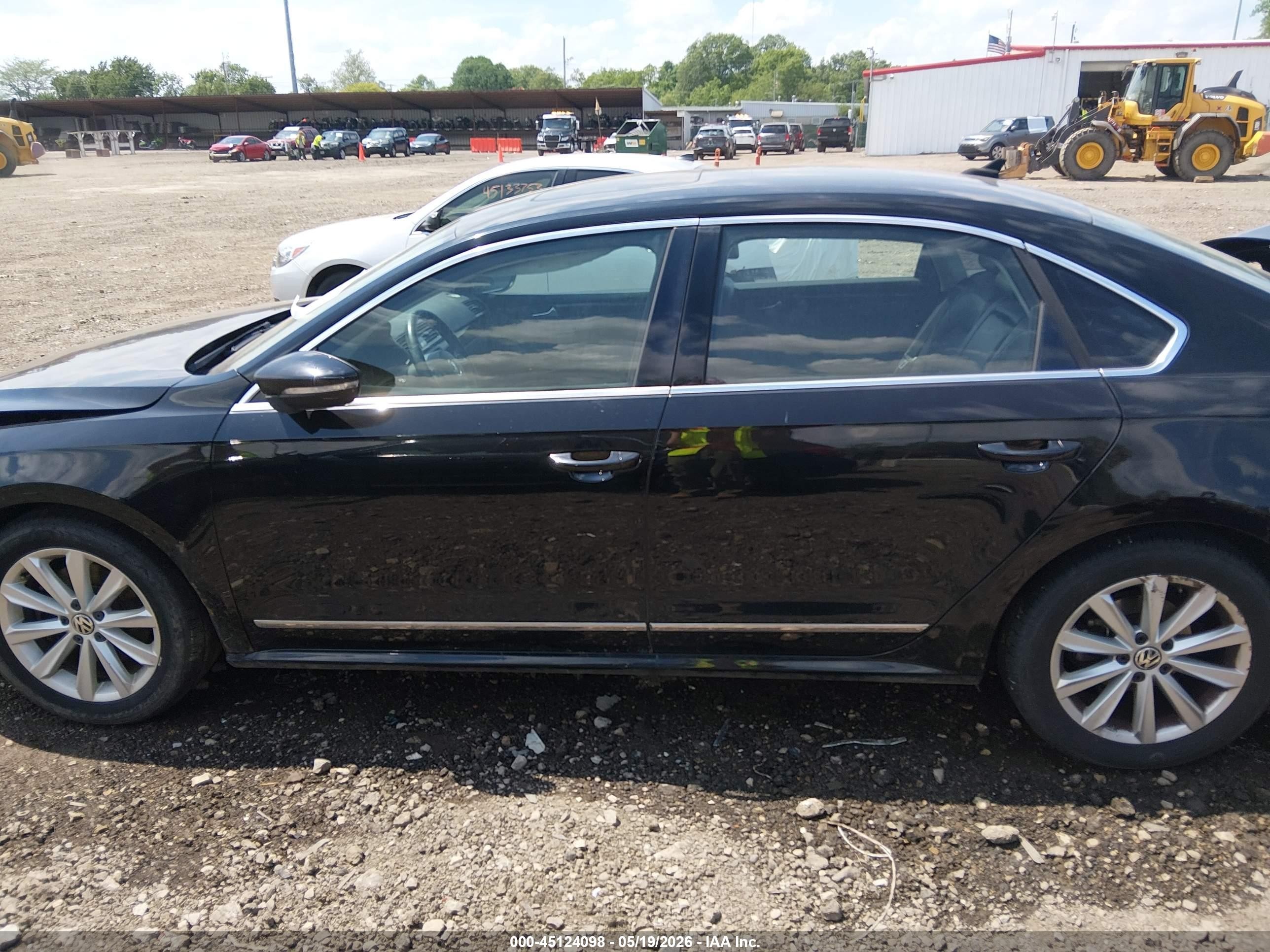 2012 Volkswagen Passat 2.5l Sel Premium Black vin: 1VWCP7A36CC040156