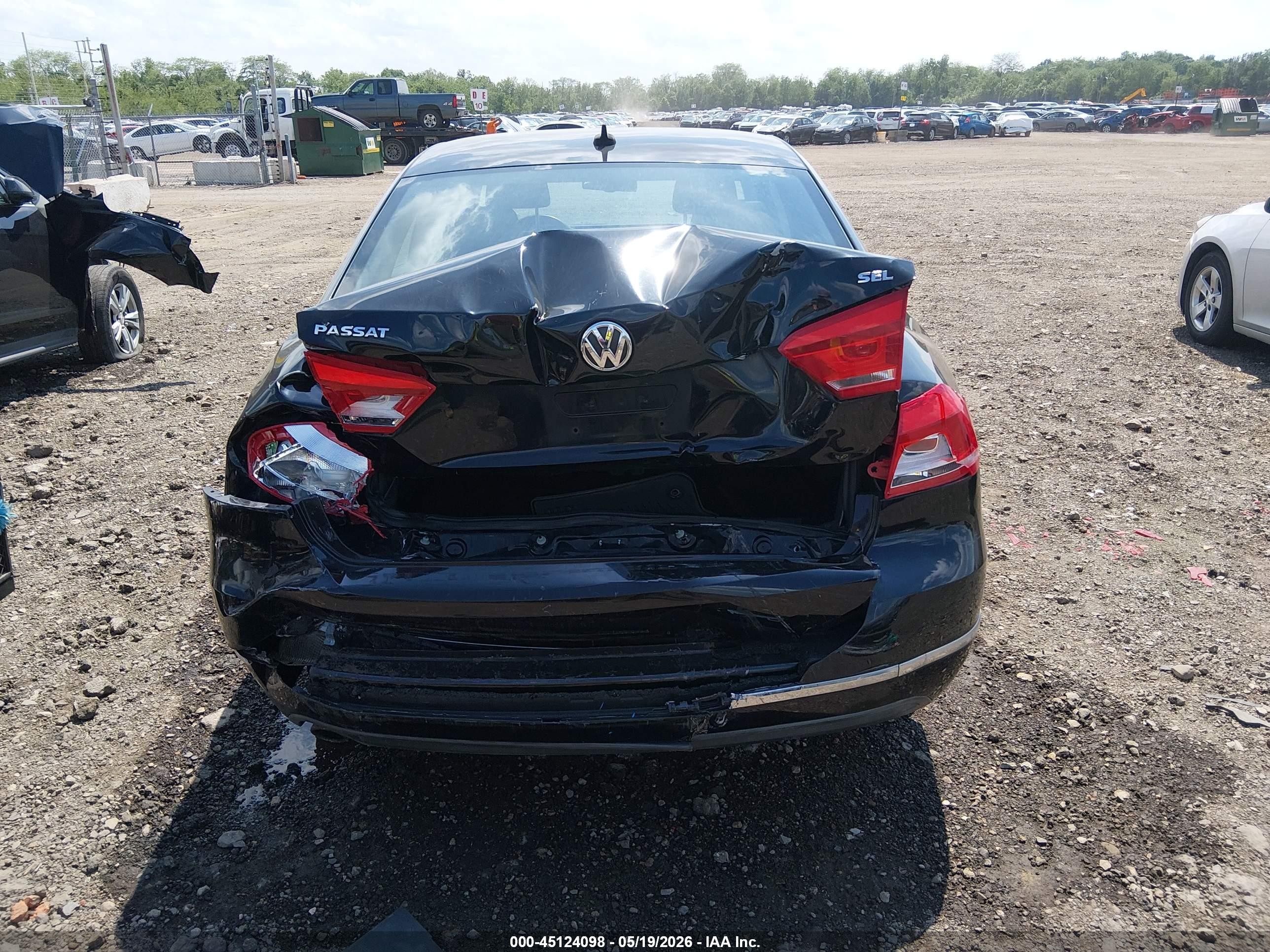 2012 Volkswagen Passat 2.5l Sel Premium Black vin: 1VWCP7A36CC040156