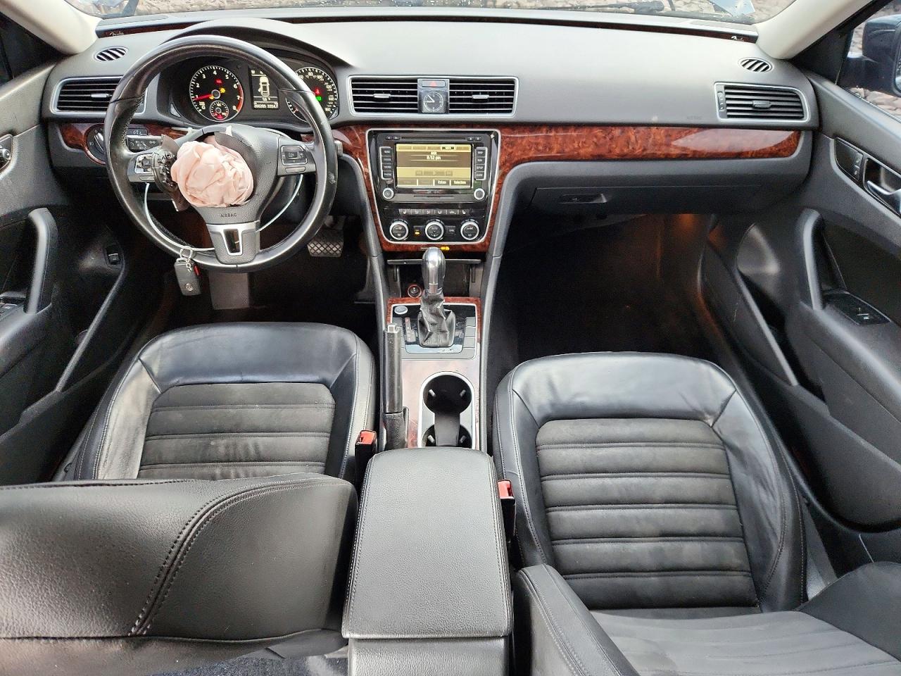 2013 Volkswagen Passat Sel Черный vin: 1VWCP7A37DC041799