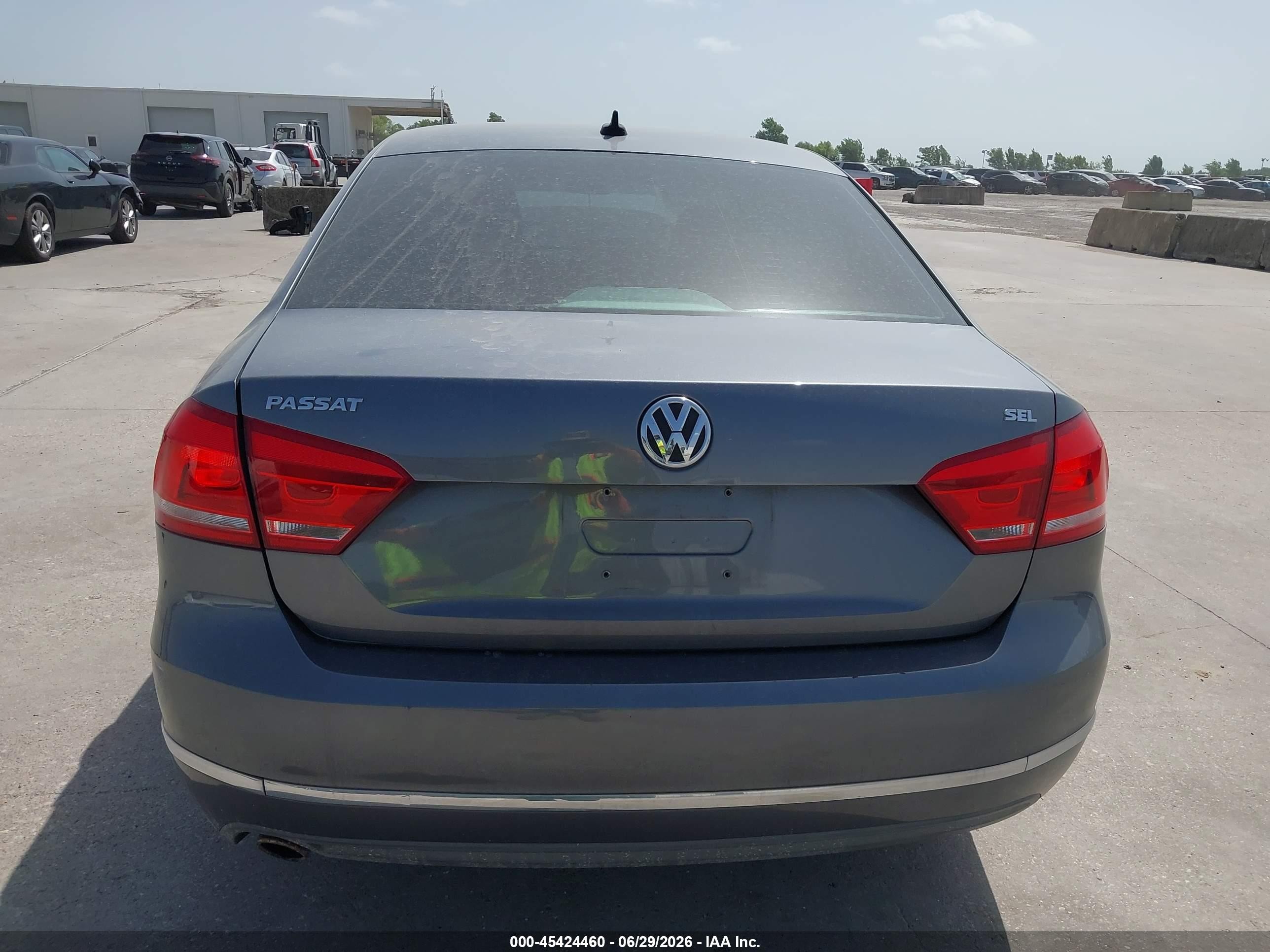 2012 Volkswagen Passat 2.5l Sel Gray vin: 1VWCP7A39CC026784