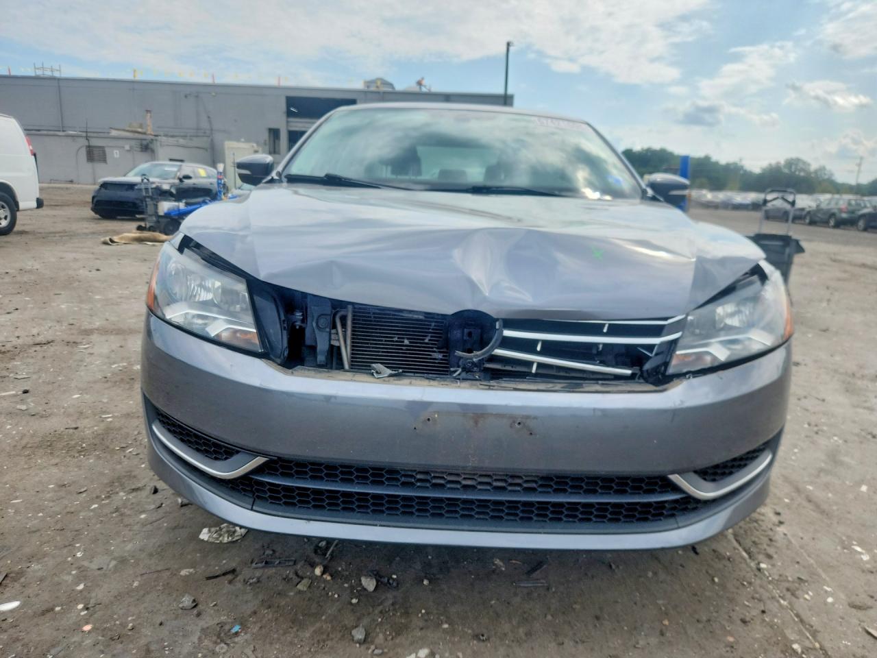 2013 Volkswagen Passat Sel Gray vin: 1VWCP7A39DC064887
