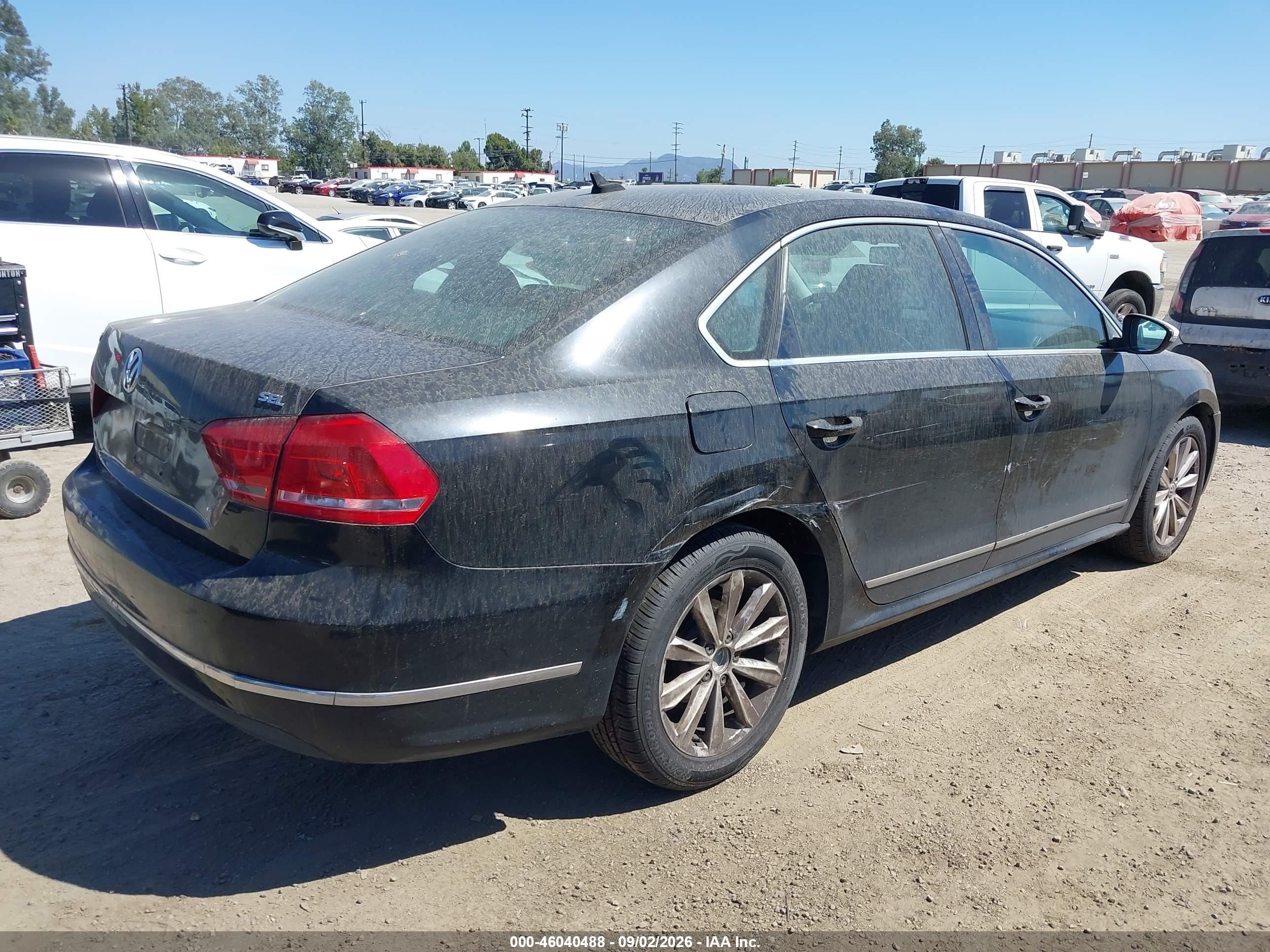 2013 Volkswagen Passat 2.5l Sel Premium Black vin: 1VWCP7A39DC071547