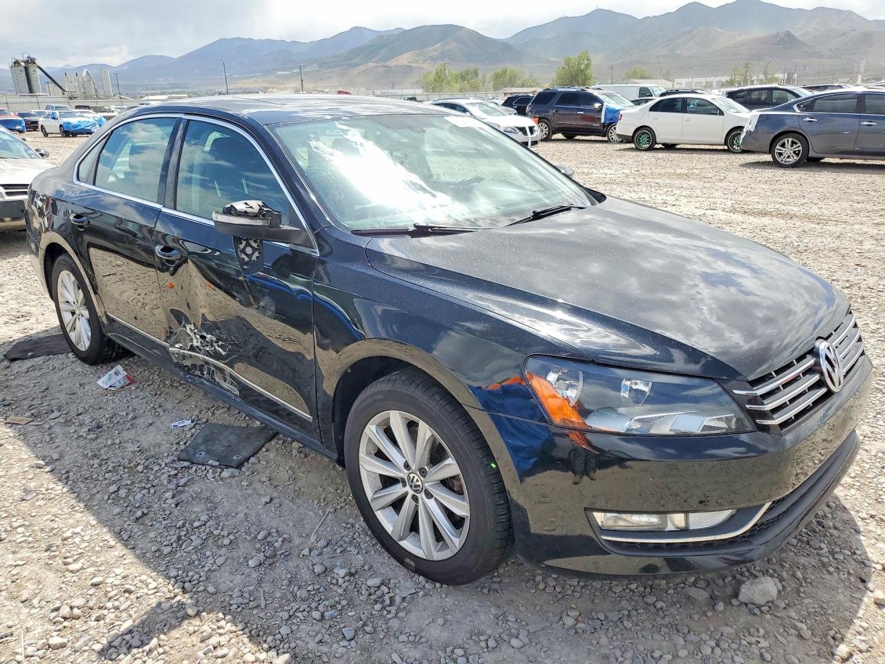 2013 Volkswagen Passat Sel Black vin: 1VWCP7A3XDC068723