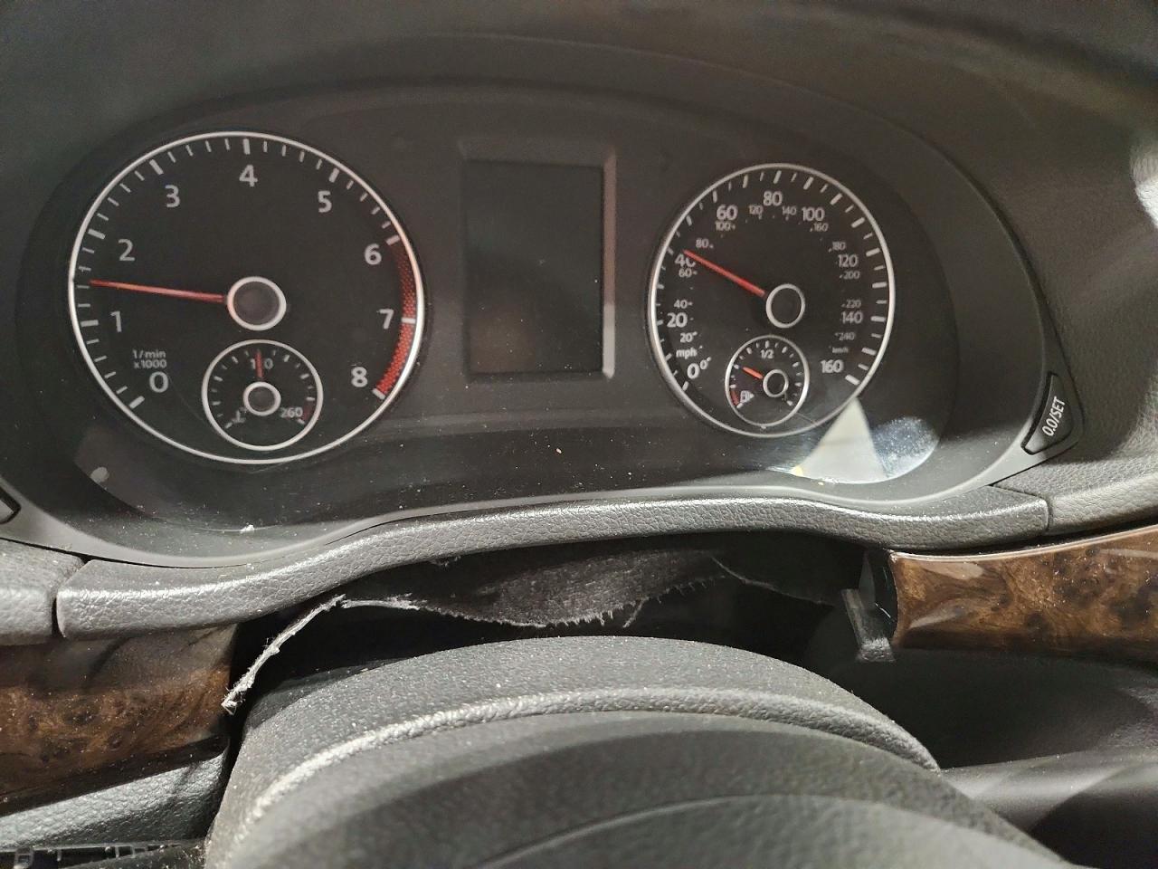 2014 Volkswagen Passat Sel Черный vin: 1VWCS7A30EC001399