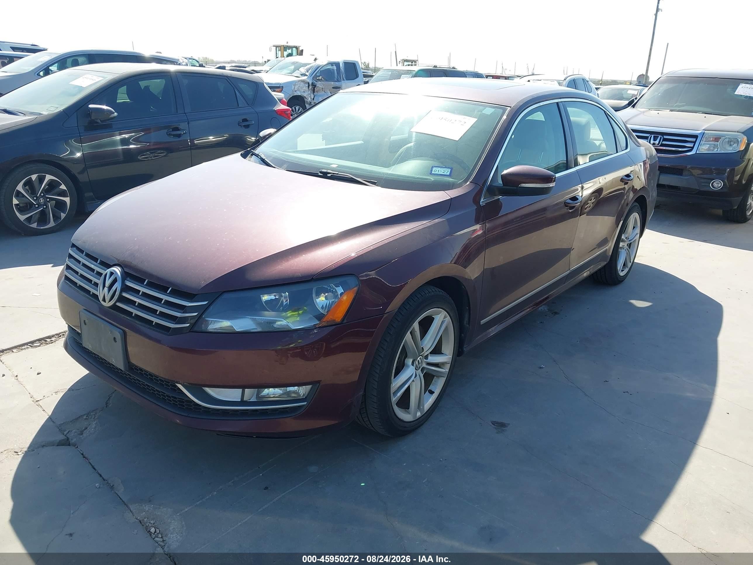2014 Volkswagen Passat 1.8t Sel Premium Burgundy vin: 1VWCS7A30EC080847