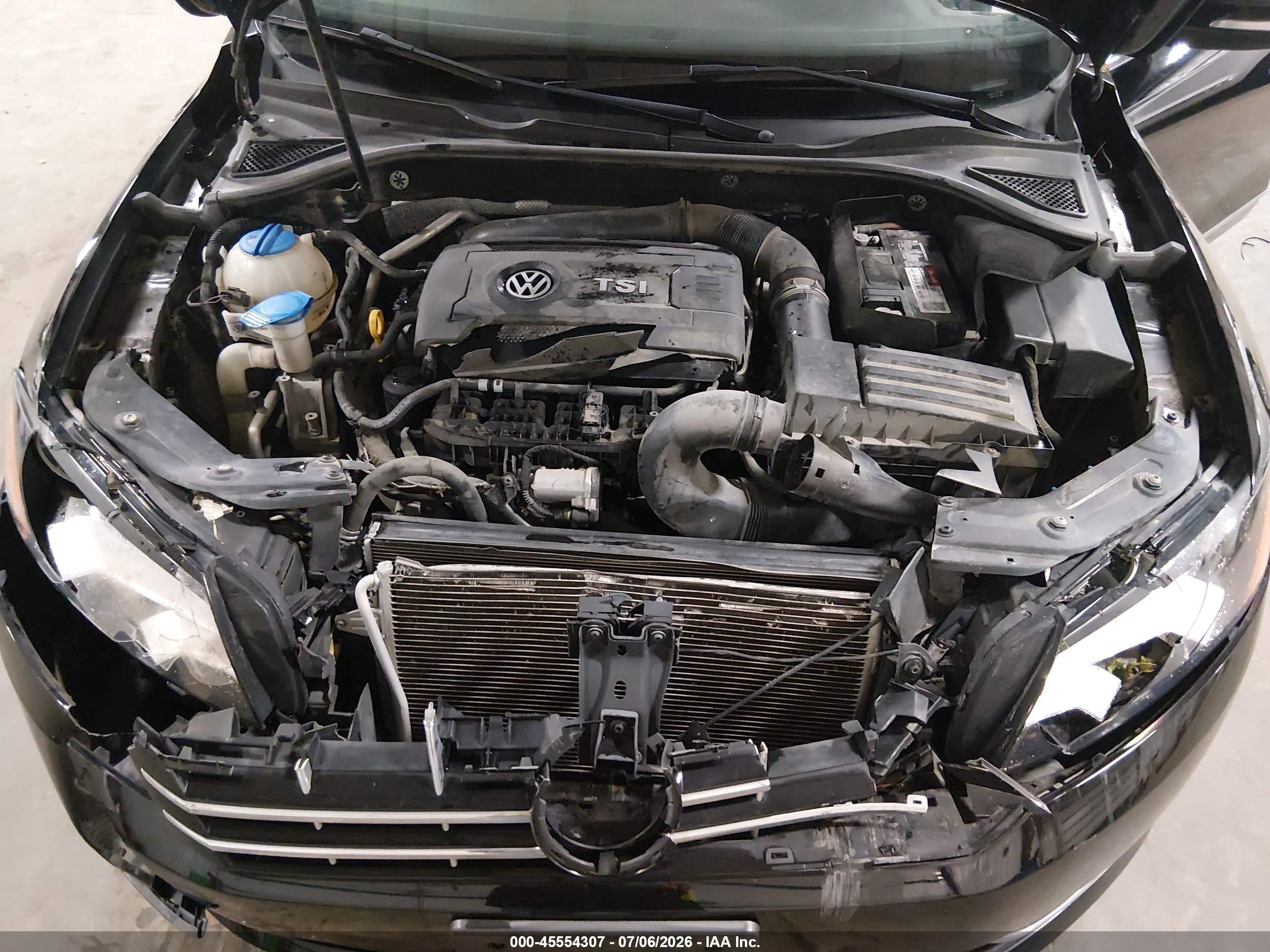 2015 Volkswagen Passat 1.8t Sel Premium Черный vin: 1VWCS7A30FC123326
