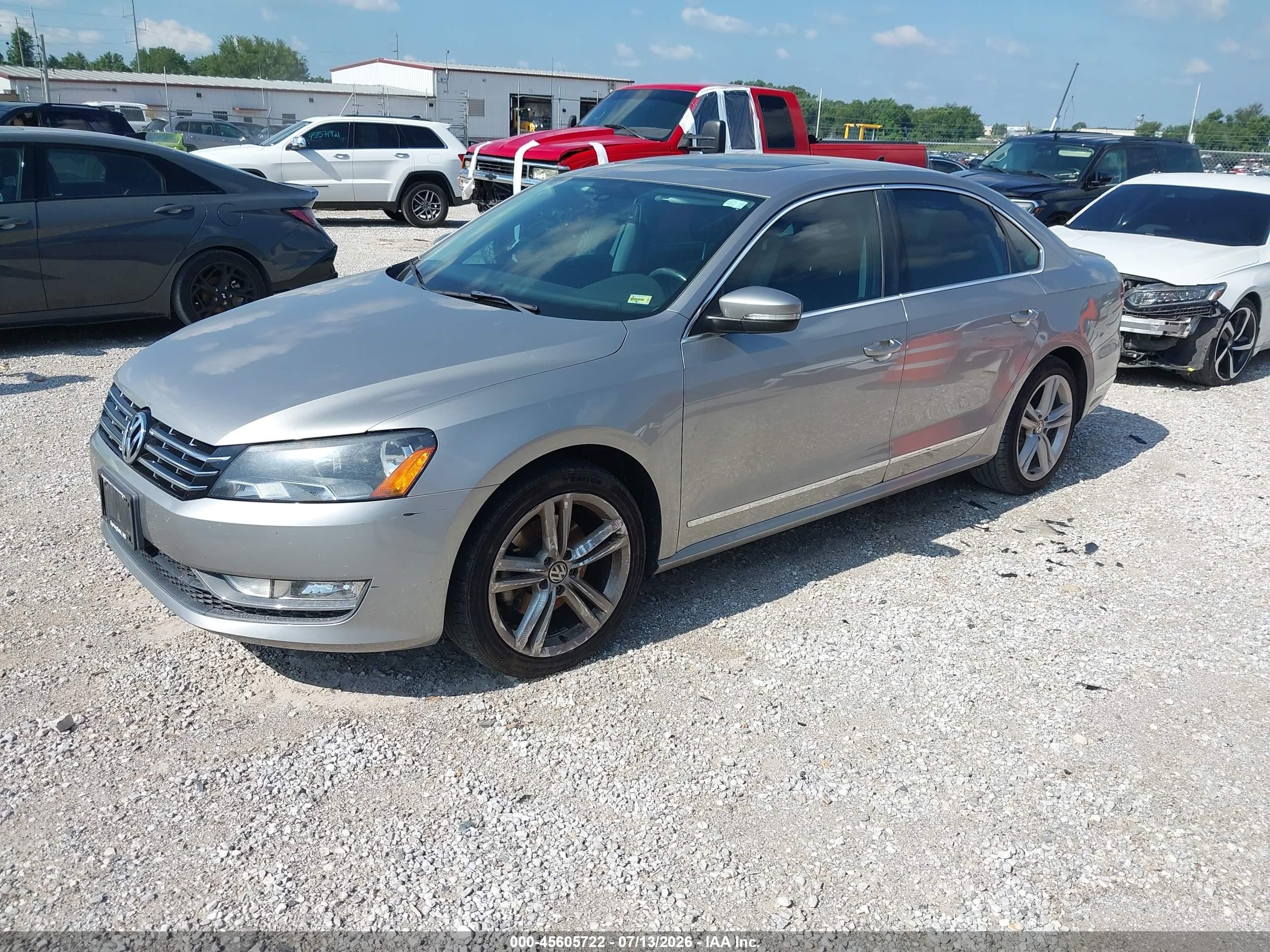 2014 Volkswagen Passat 1.8t Sel Premium Silver vin: 1VWCS7A31EC061546