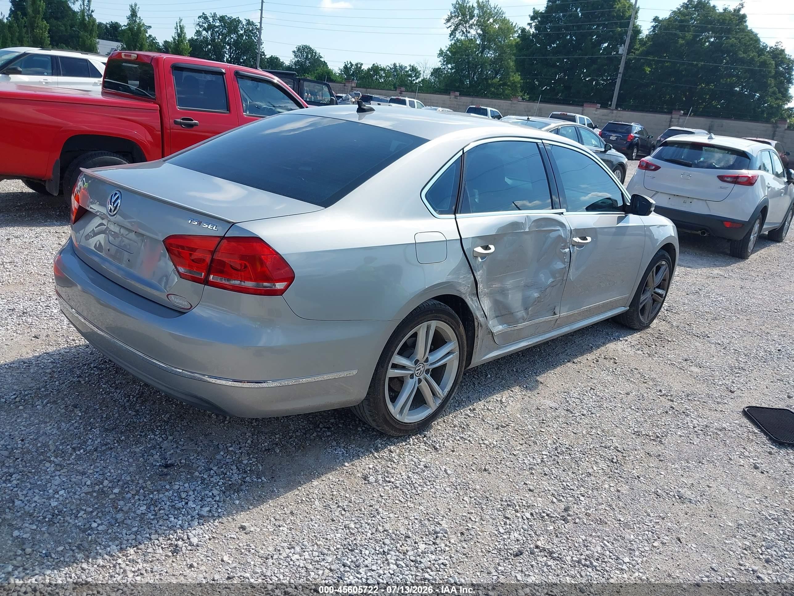2014 Volkswagen Passat 1.8t Sel Premium Silver vin: 1VWCS7A31EC061546