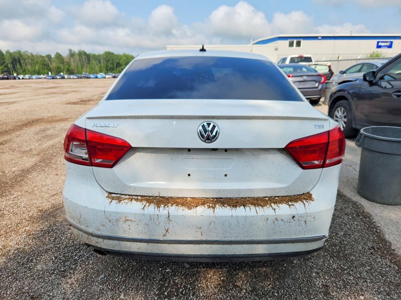 2014 Volkswagen Passat Sel Белый vin: 1VWCS7A31EC082011