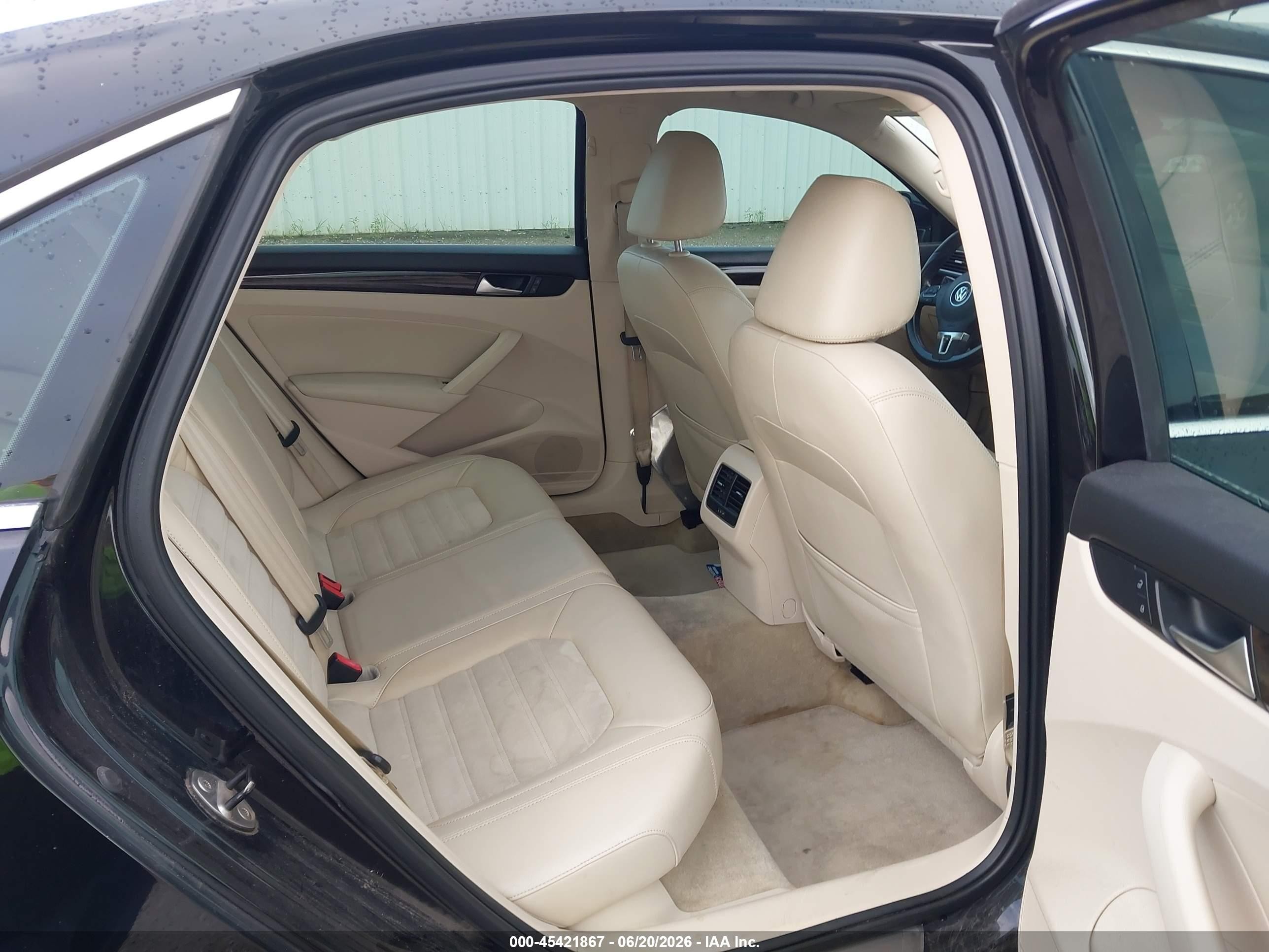 2014 Volkswagen Passat 1.8t Sel Premium Black vin: 1VWCS7A34EC001194