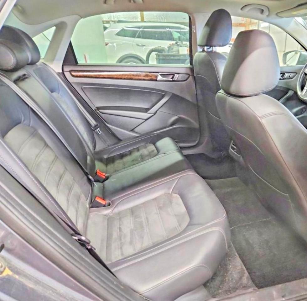 2014 Volkswagen Passat Sel Серый vin: 1VWCS7A34EC090765
