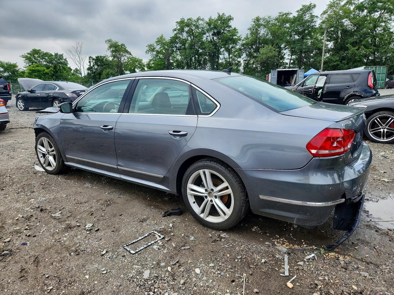 2015 Volkswagen Passat Sel Gray vin: 1VWCS7A34FC116671