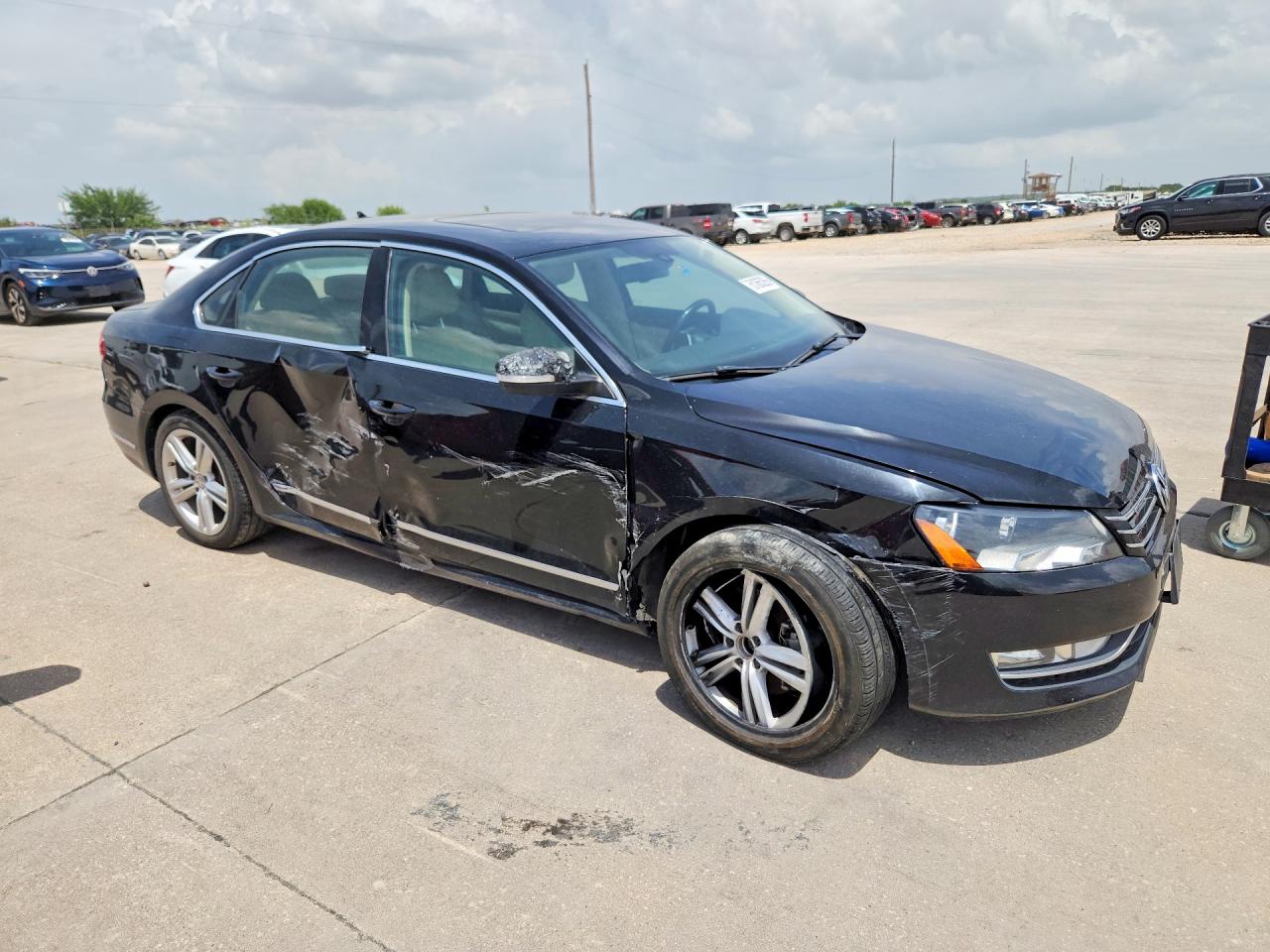 2014 Volkswagen Passat Sel Black vin: 1VWCS7A37EC097614