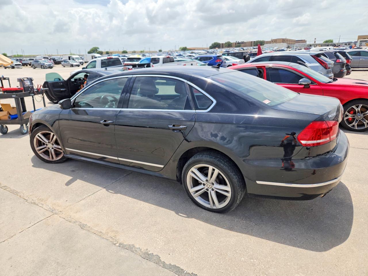 2014 Volkswagen Passat Sel Black vin: 1VWCS7A37EC097614