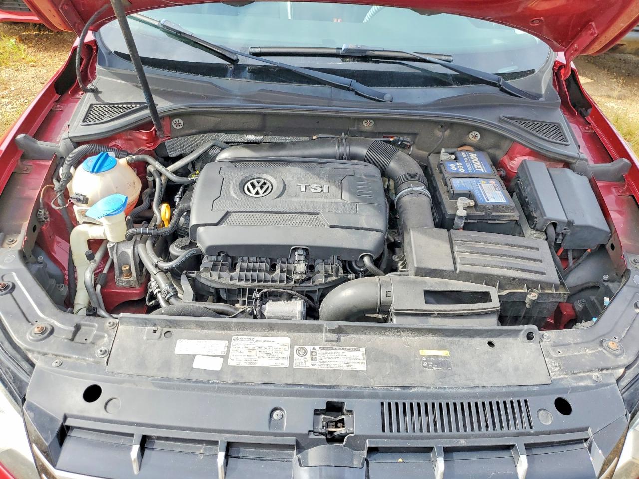 2015 Volkswagen Passat Sel Maroon vin: 1VWCS7A38FC106290