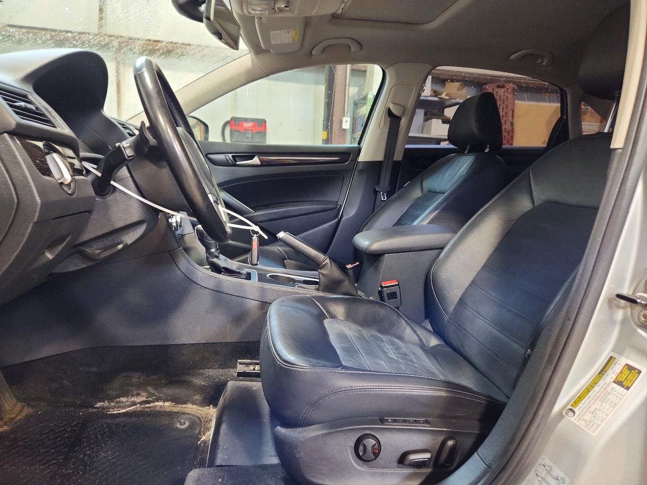 2014 Volkswagen Passat Sel Silver vin: 1VWCS7A39EC104756