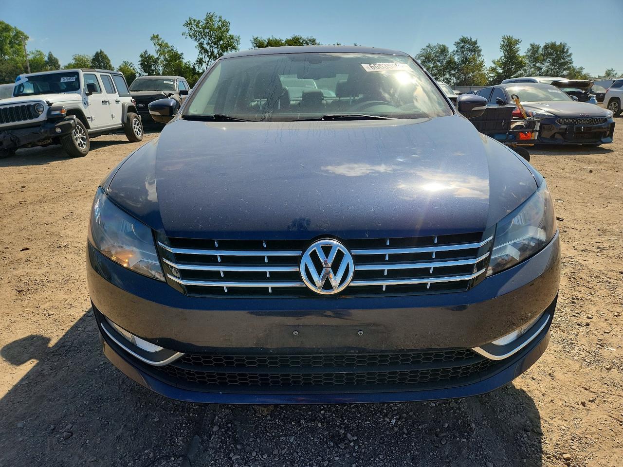 2015 Volkswagen Passat Sel Blue vin: 1VWCS7A3XFC052474