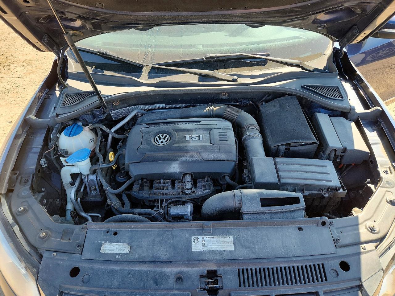 2015 Volkswagen Passat Sel Blue vin: 1VWCS7A3XFC052474