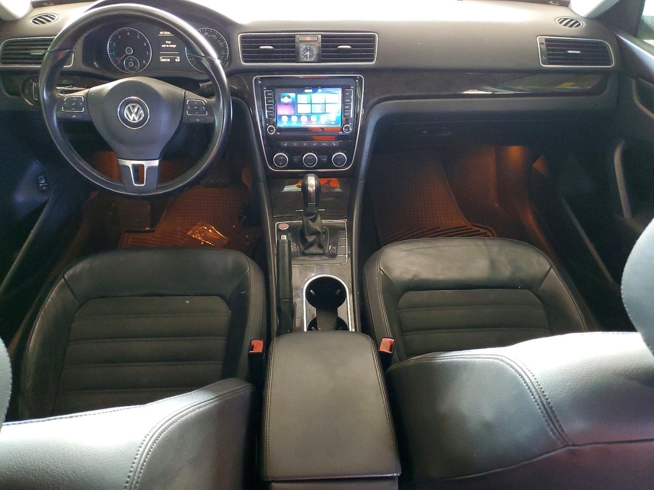 2014 Volkswagen Passat Sel Gray vin: 1VWCT7A30EC019771