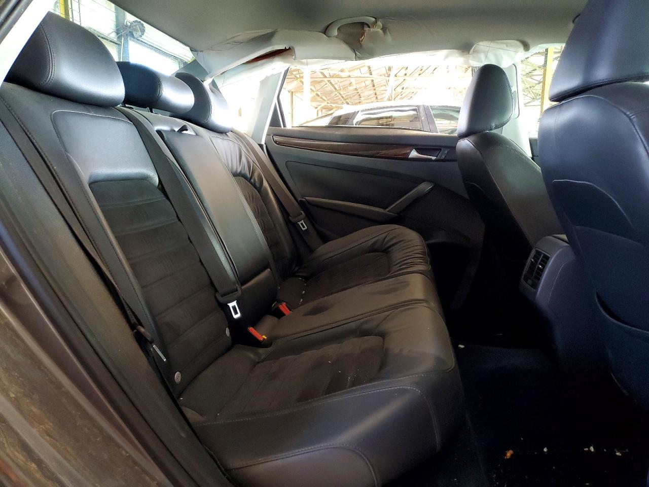 2014 Volkswagen Passat Sel Gray vin: 1VWCT7A30EC019771